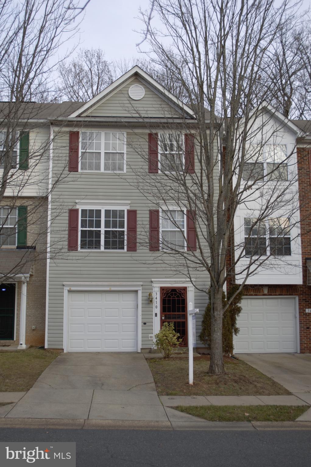 FOREST MILL-RESUB PT OUT - Residential Lease