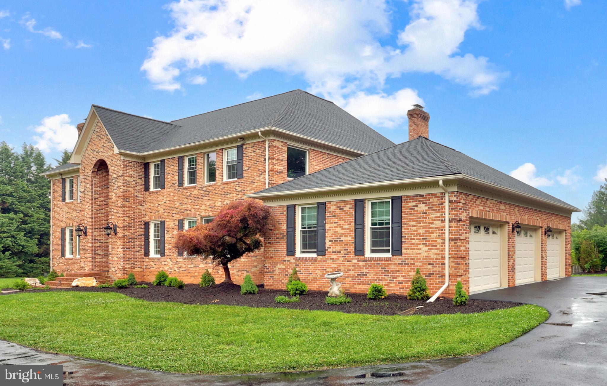 SENECA KNOLL - Residential
