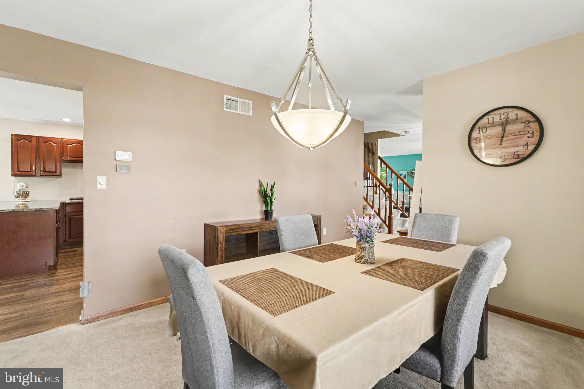 VICTORIA GLEN - Residential
