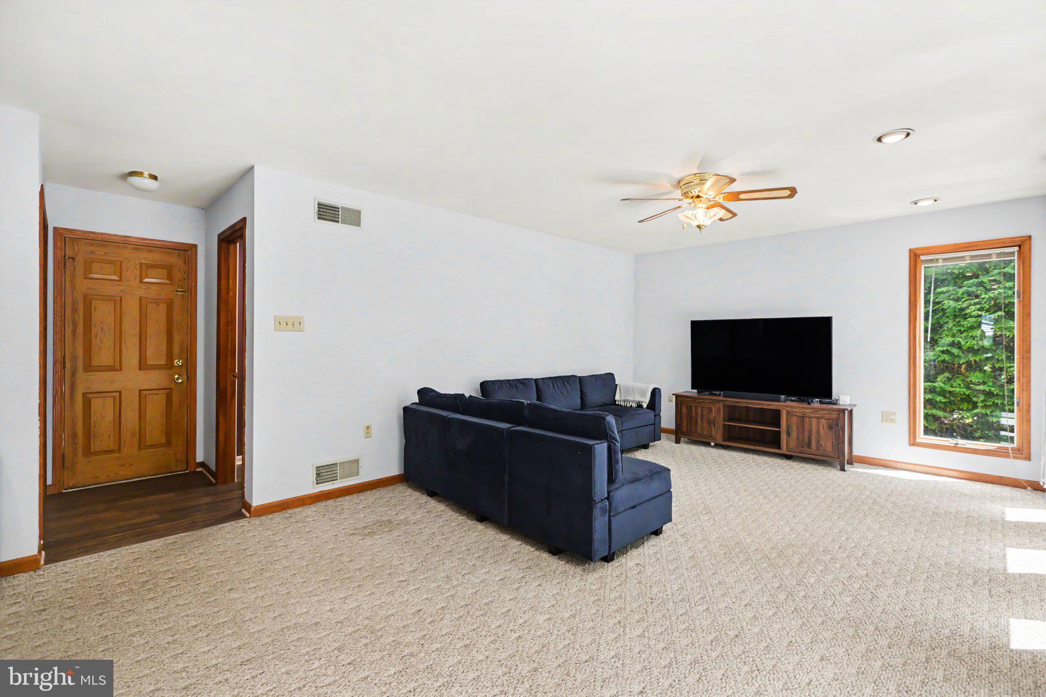 VICTORIA GLEN - Residential
