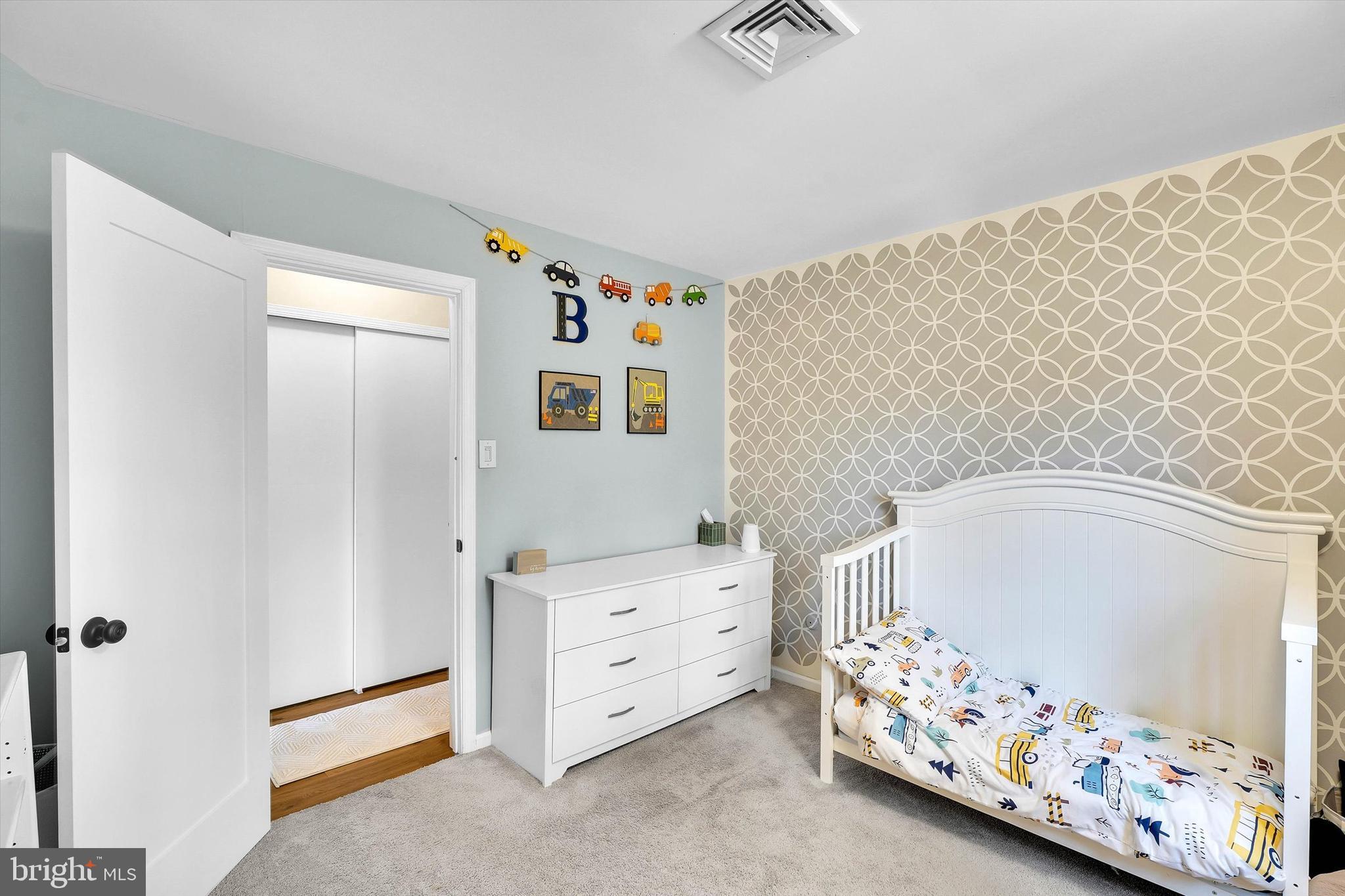 VALLEYWOOD - Residential