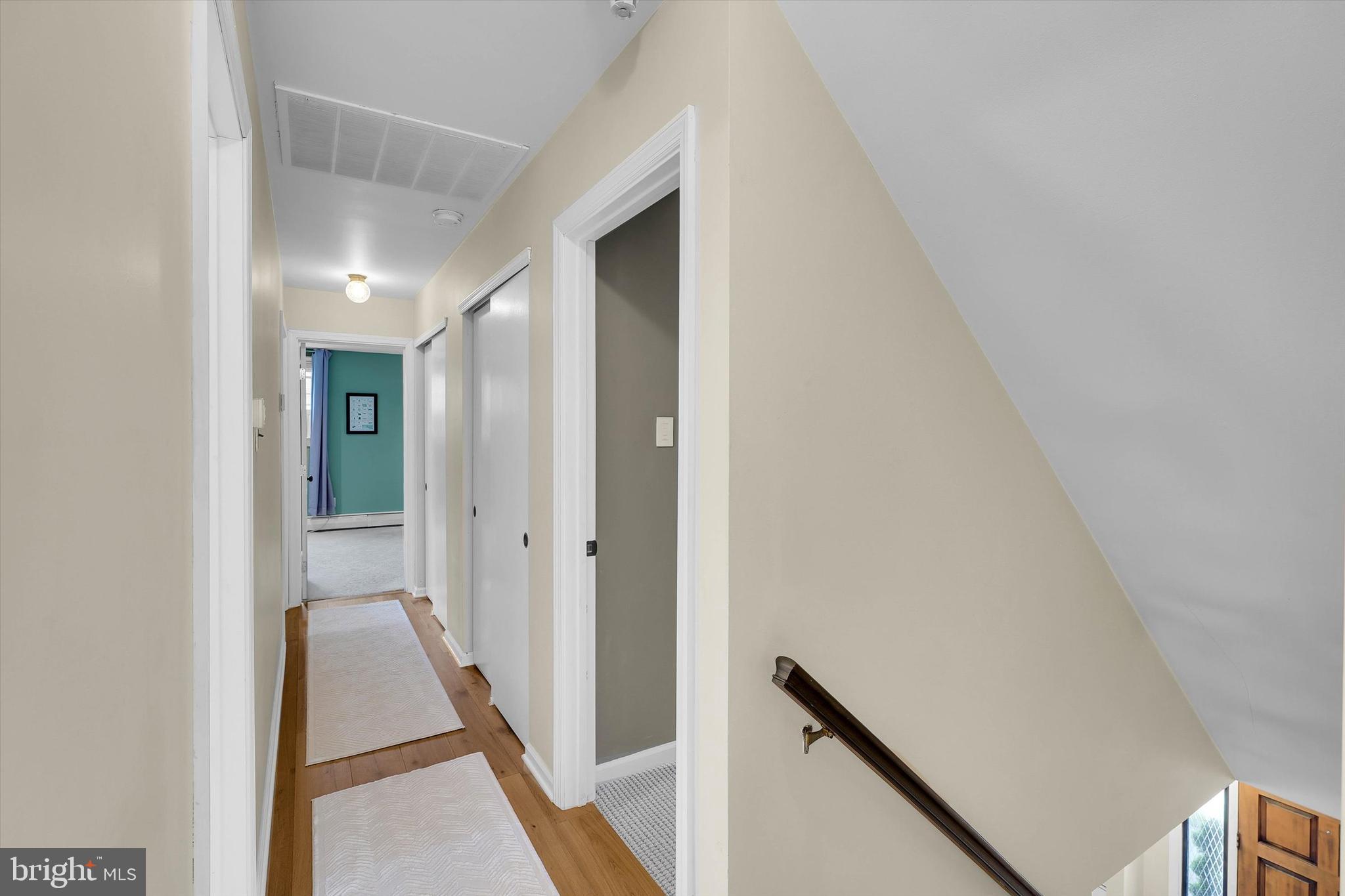 VALLEYWOOD - Residential