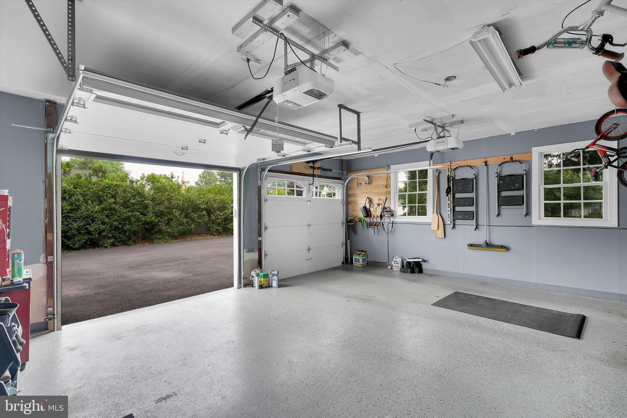 VALLEYWOOD - Residential