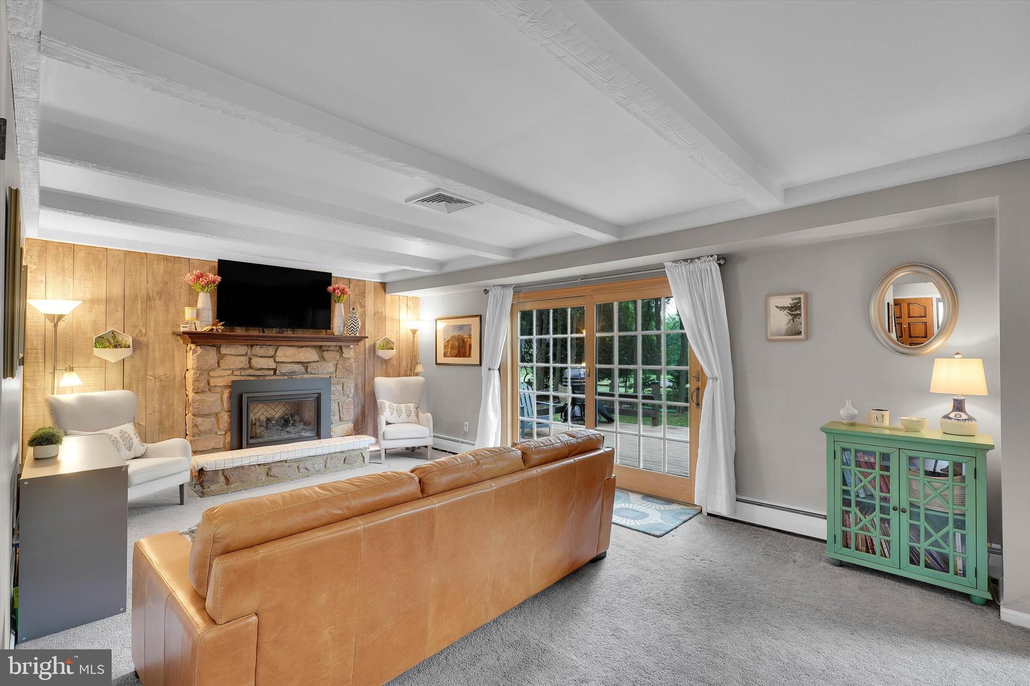 VALLEYWOOD - Residential