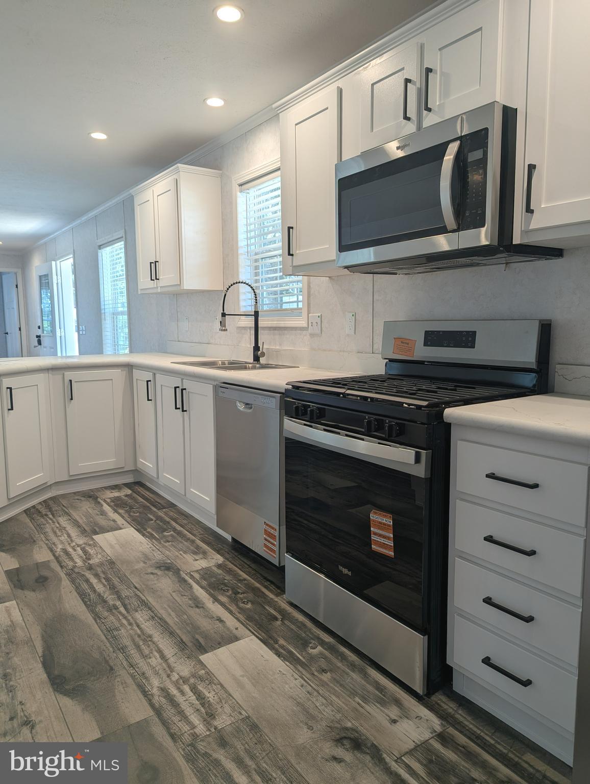 HILLANDALE HOMES - Residential
