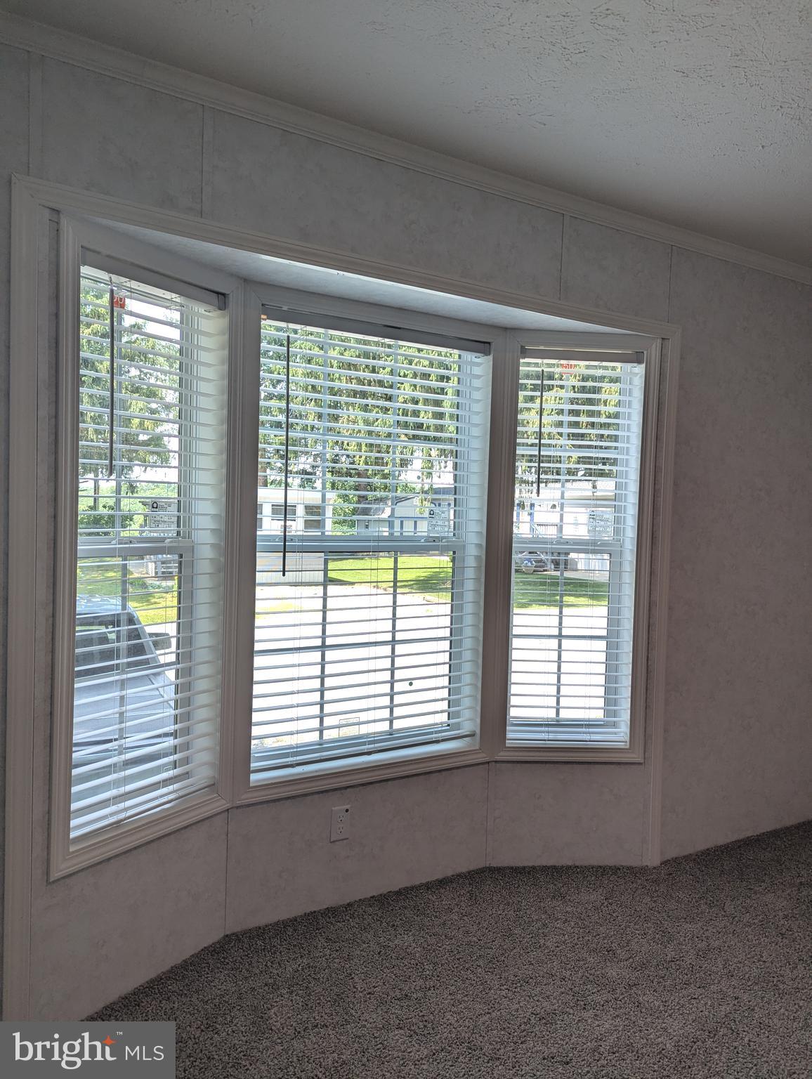 HILLANDALE HOMES - Residential
