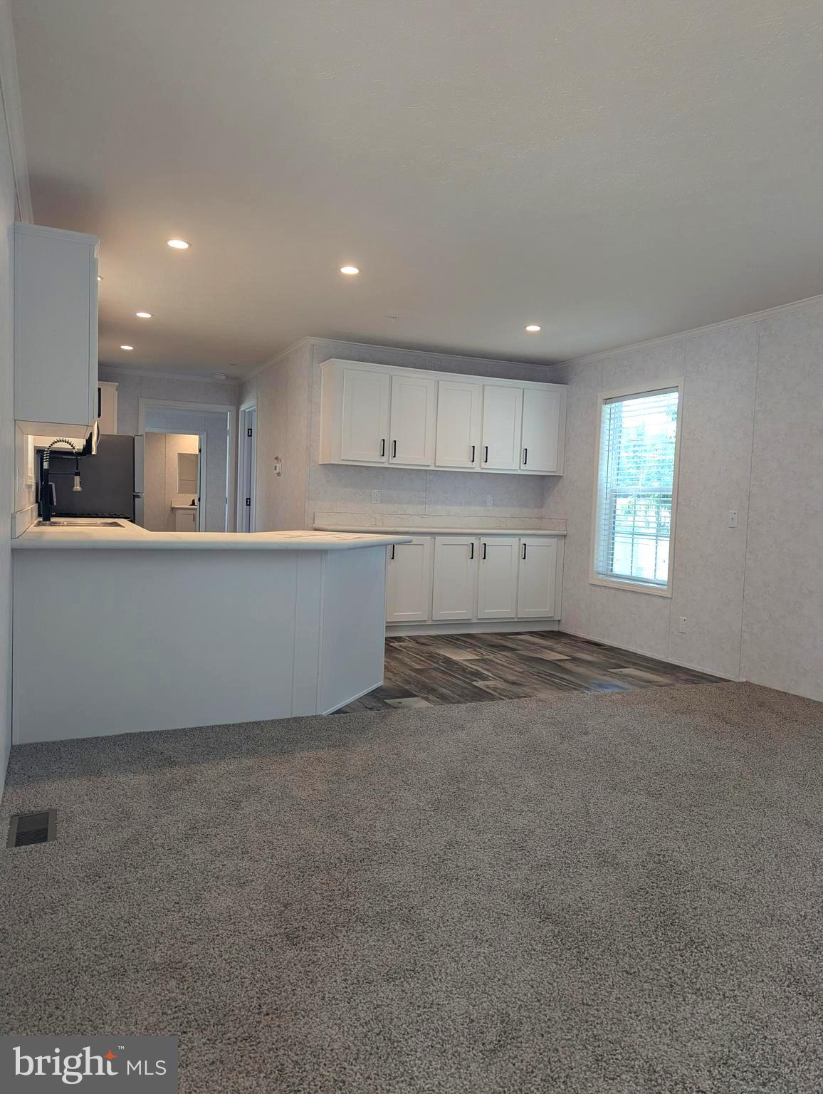 HILLANDALE HOMES - Residential