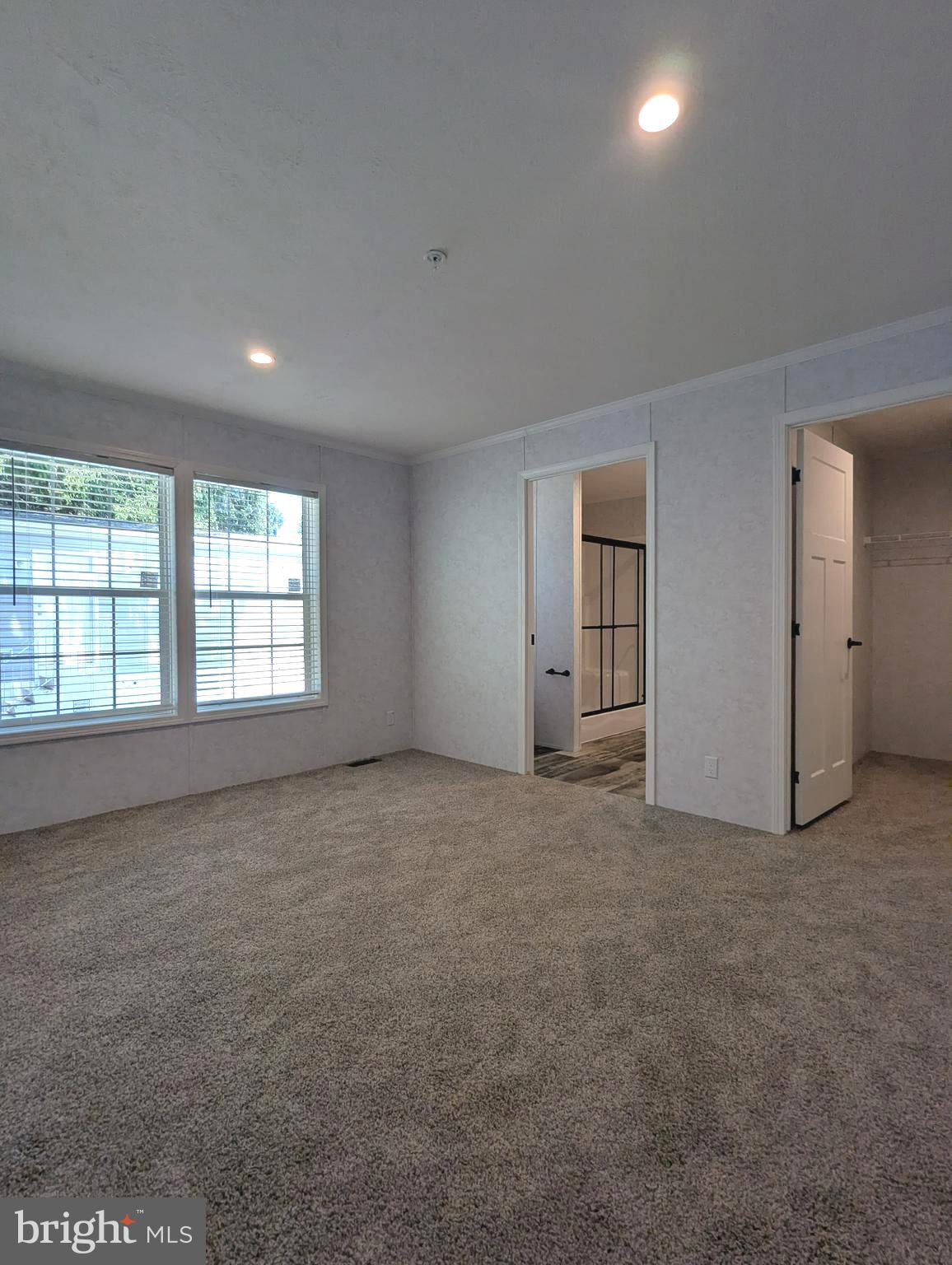 HILLANDALE HOMES - Residential