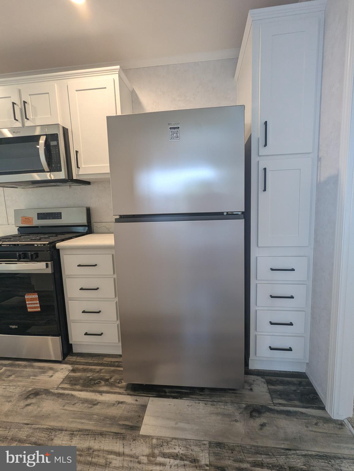 HILLANDALE HOMES - Residential