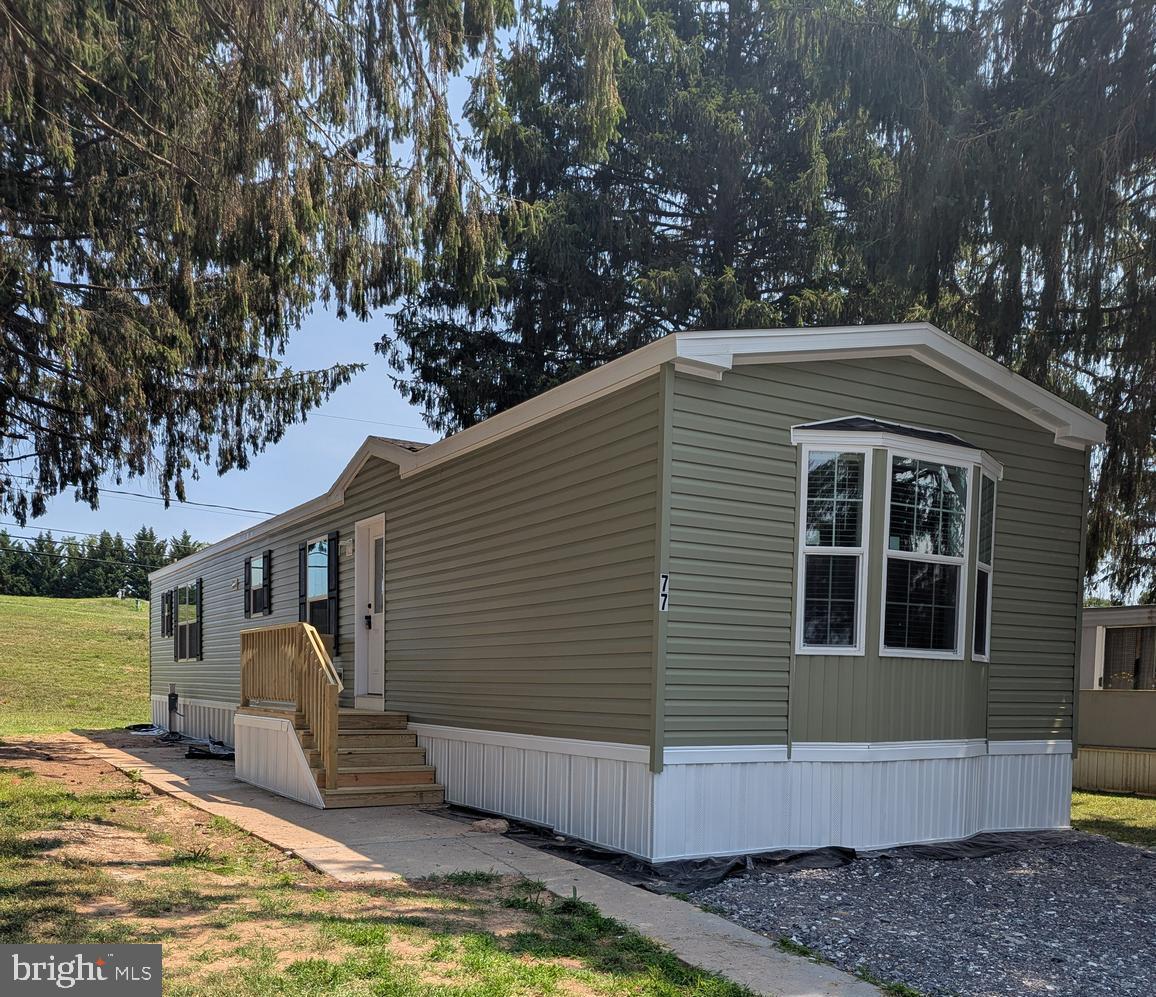 HILLANDALE HOMES - Residential
