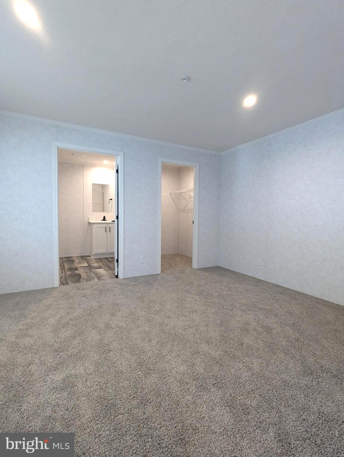 HILLANDALE HOMES - Residential
