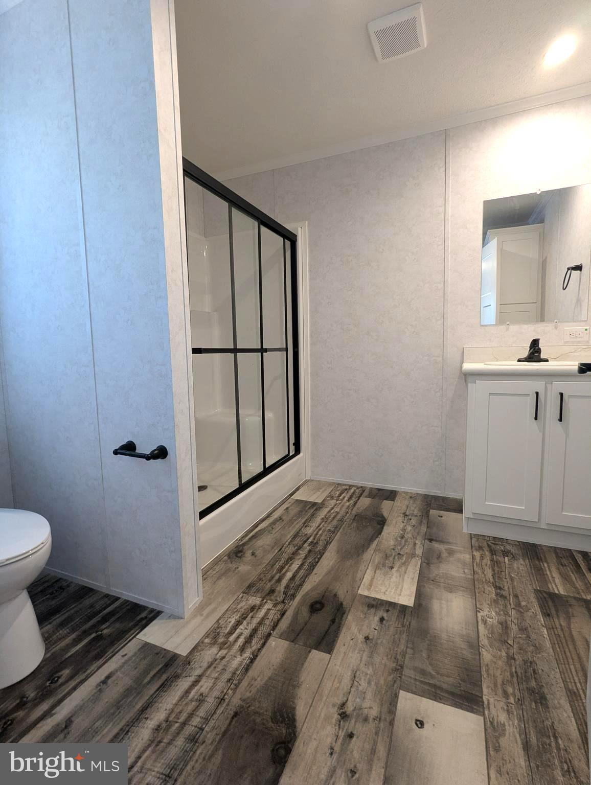HILLANDALE HOMES - Residential