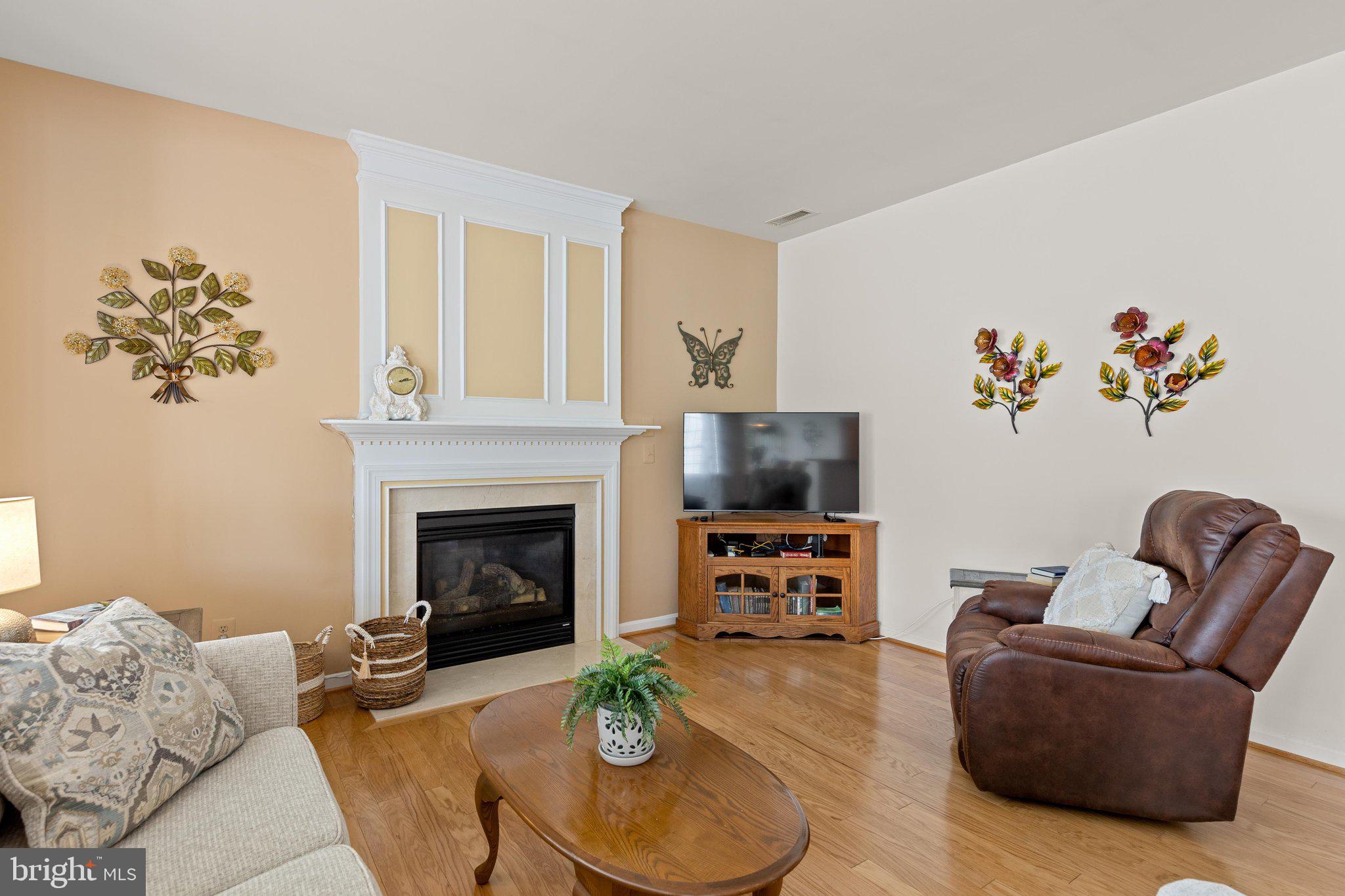 EASTON CLUB EAST - Residential