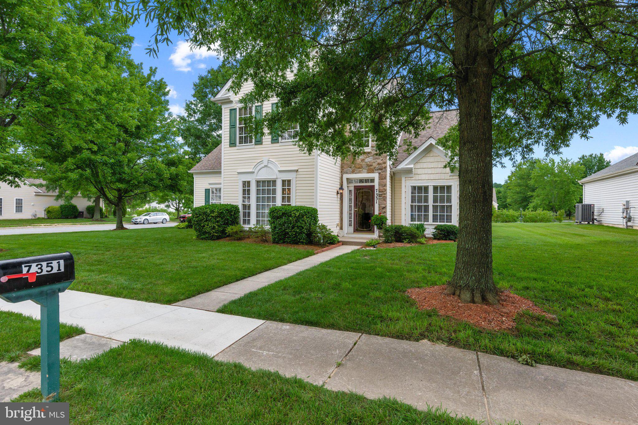 EASTON CLUB EAST - Residential