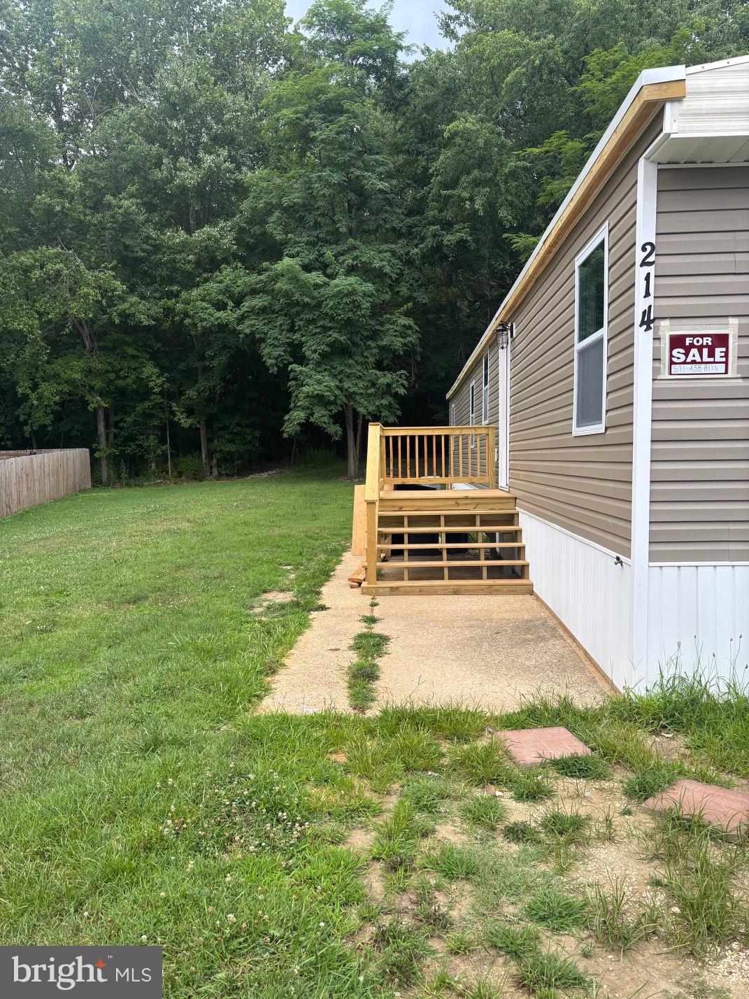LYONS CREEK MOBILE ESTATES - Residential