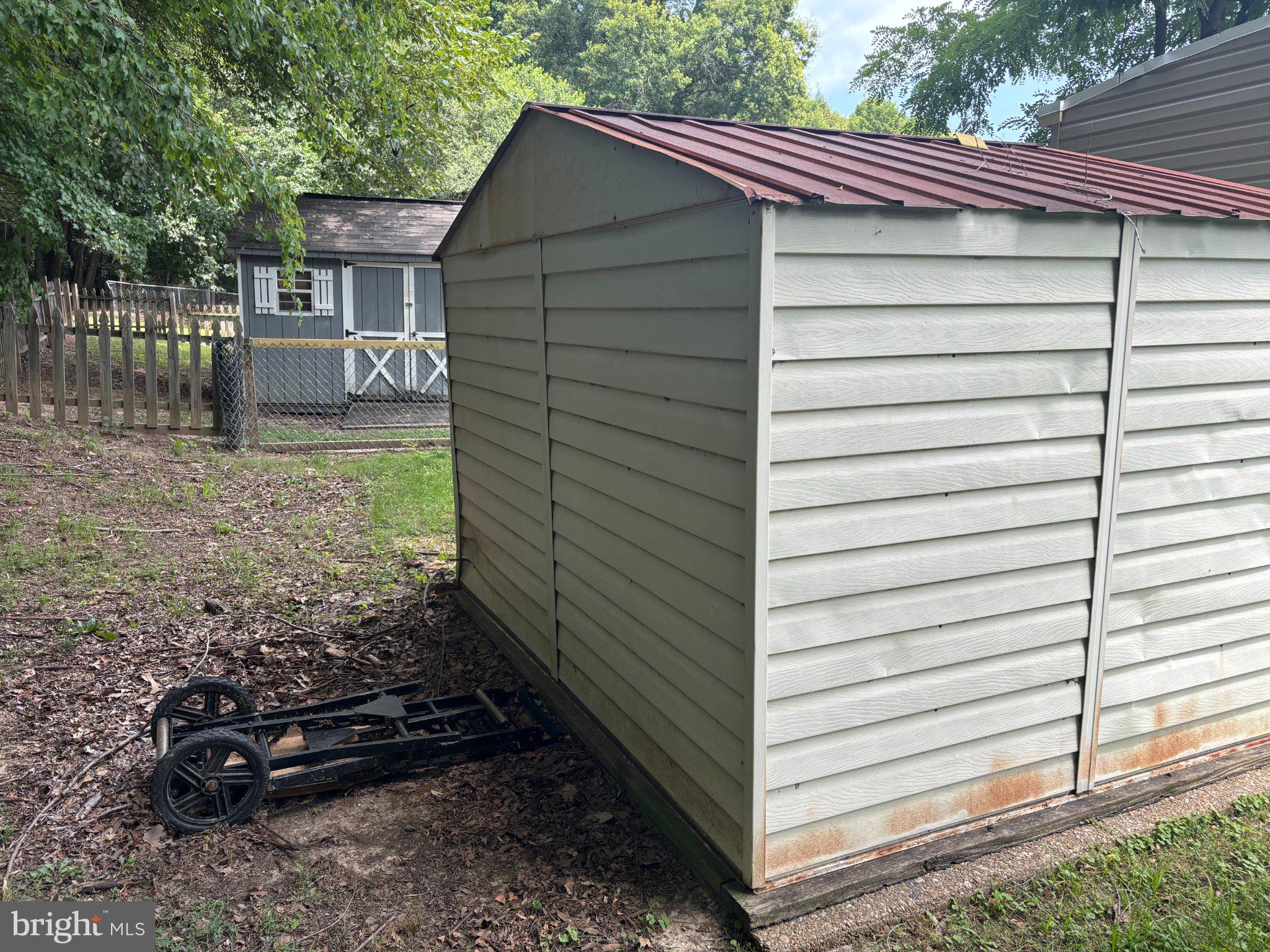LYONS CREEK MOBILE ESTATES - Residential