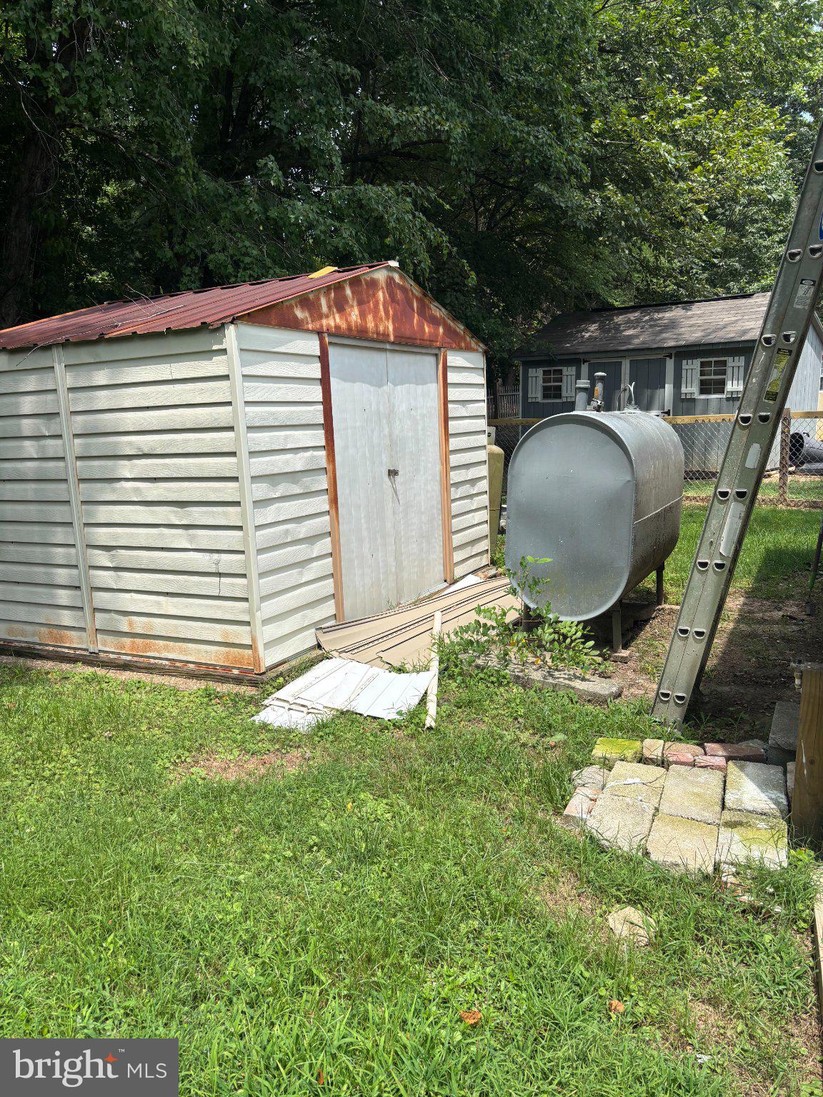 LYONS CREEK MOBILE ESTATES - Residential