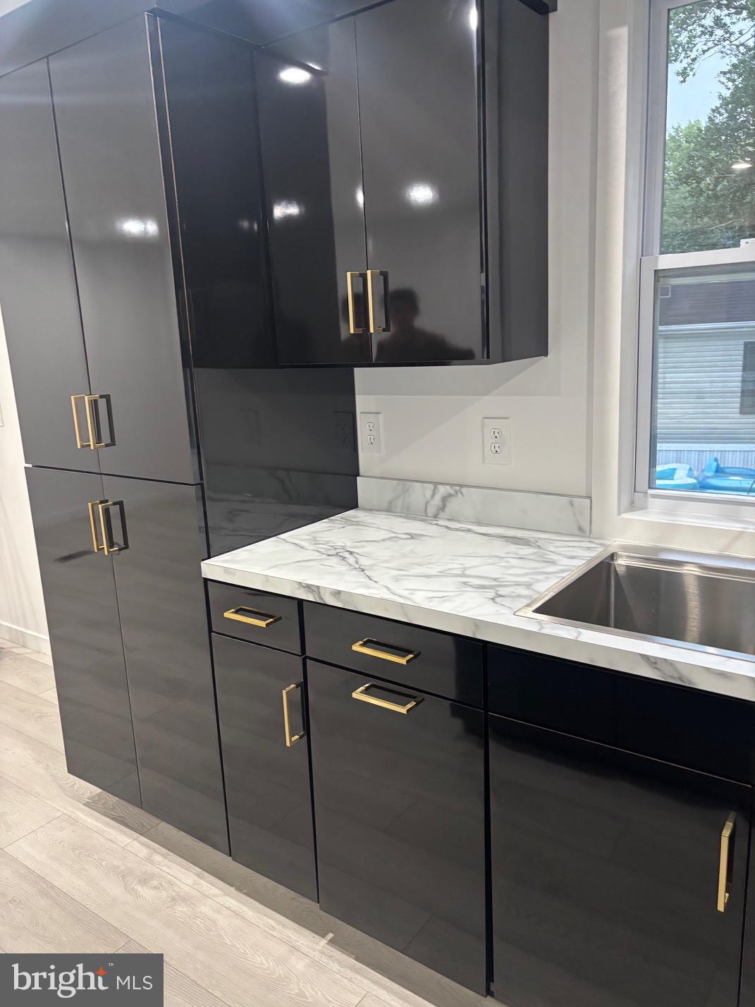 LYONS CREEK MOBILE ESTATES - Residential