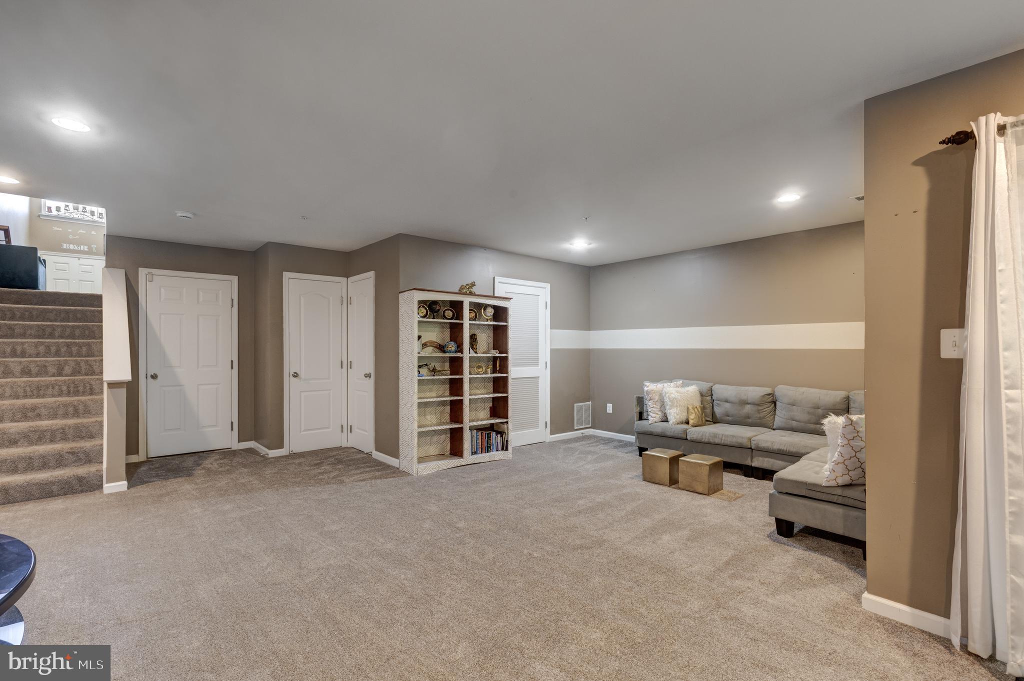 TANYARD SPRINGS - Residential