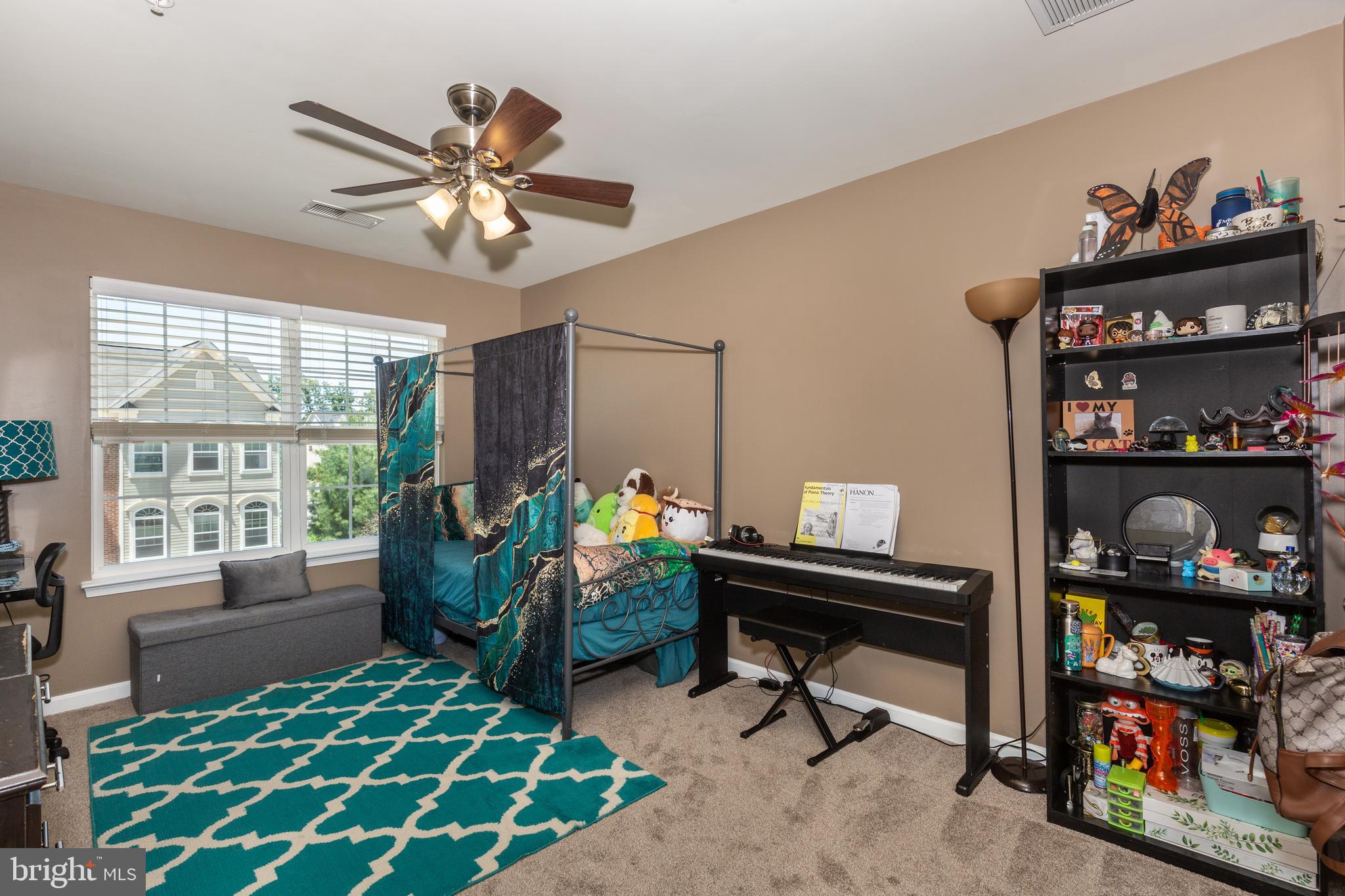 TANYARD SPRINGS - Residential