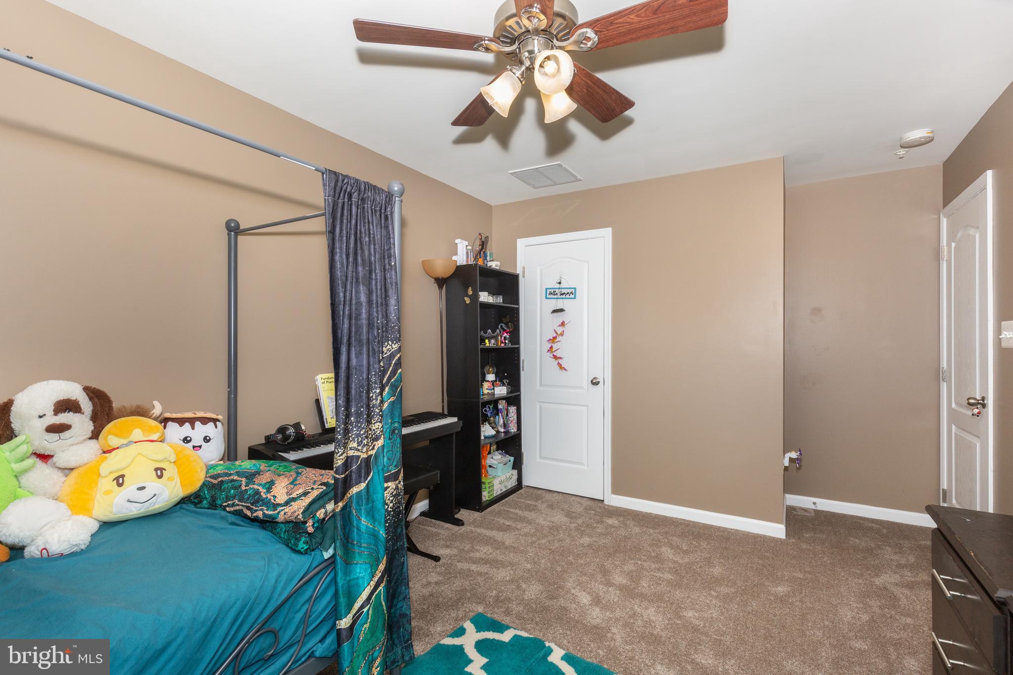 TANYARD SPRINGS - Residential