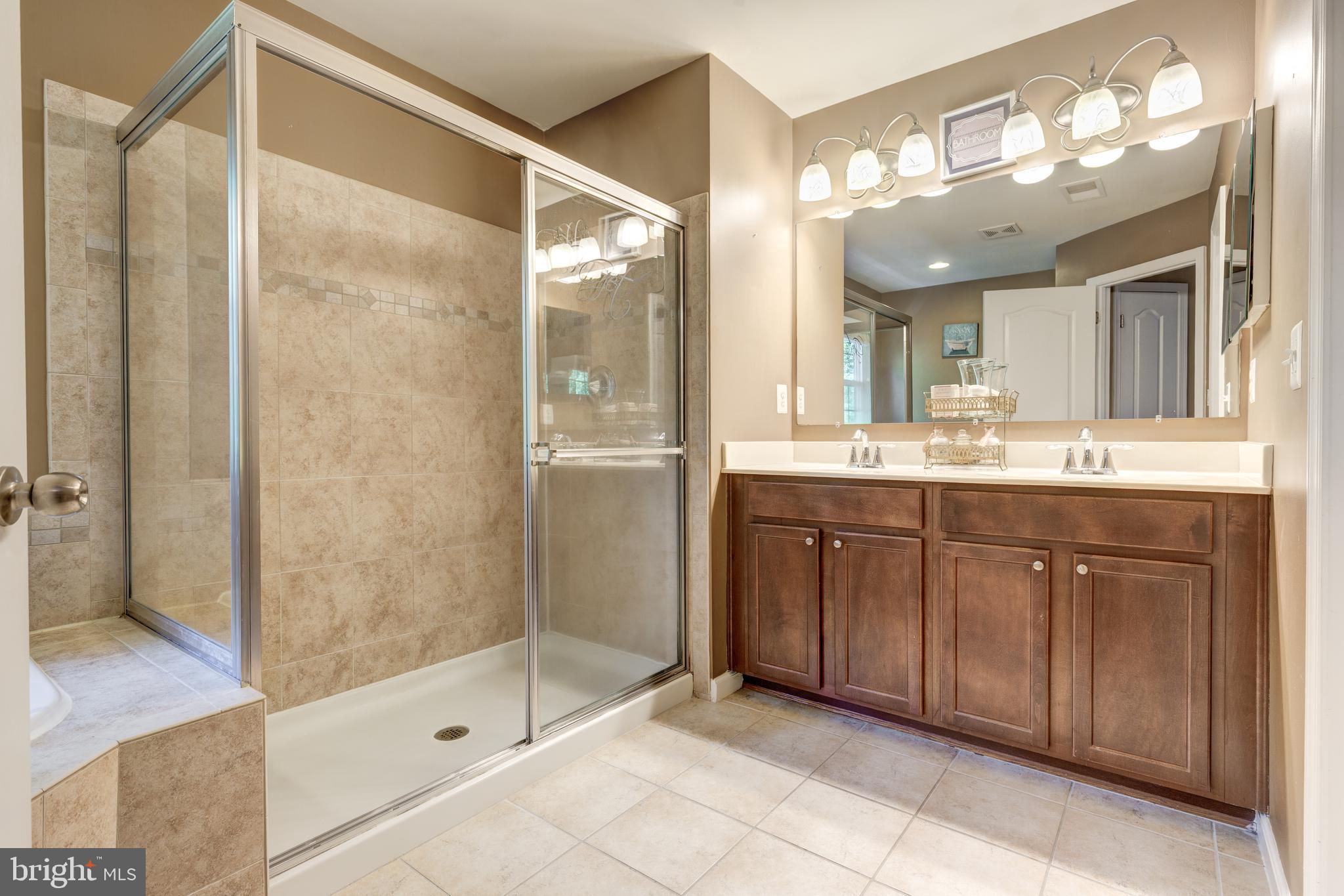 TANYARD SPRINGS - Residential