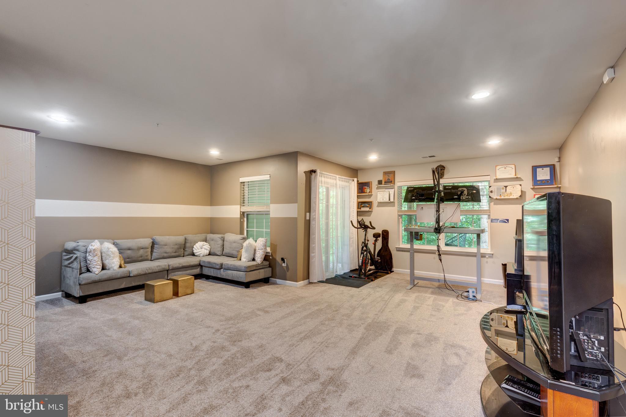 TANYARD SPRINGS - Residential
