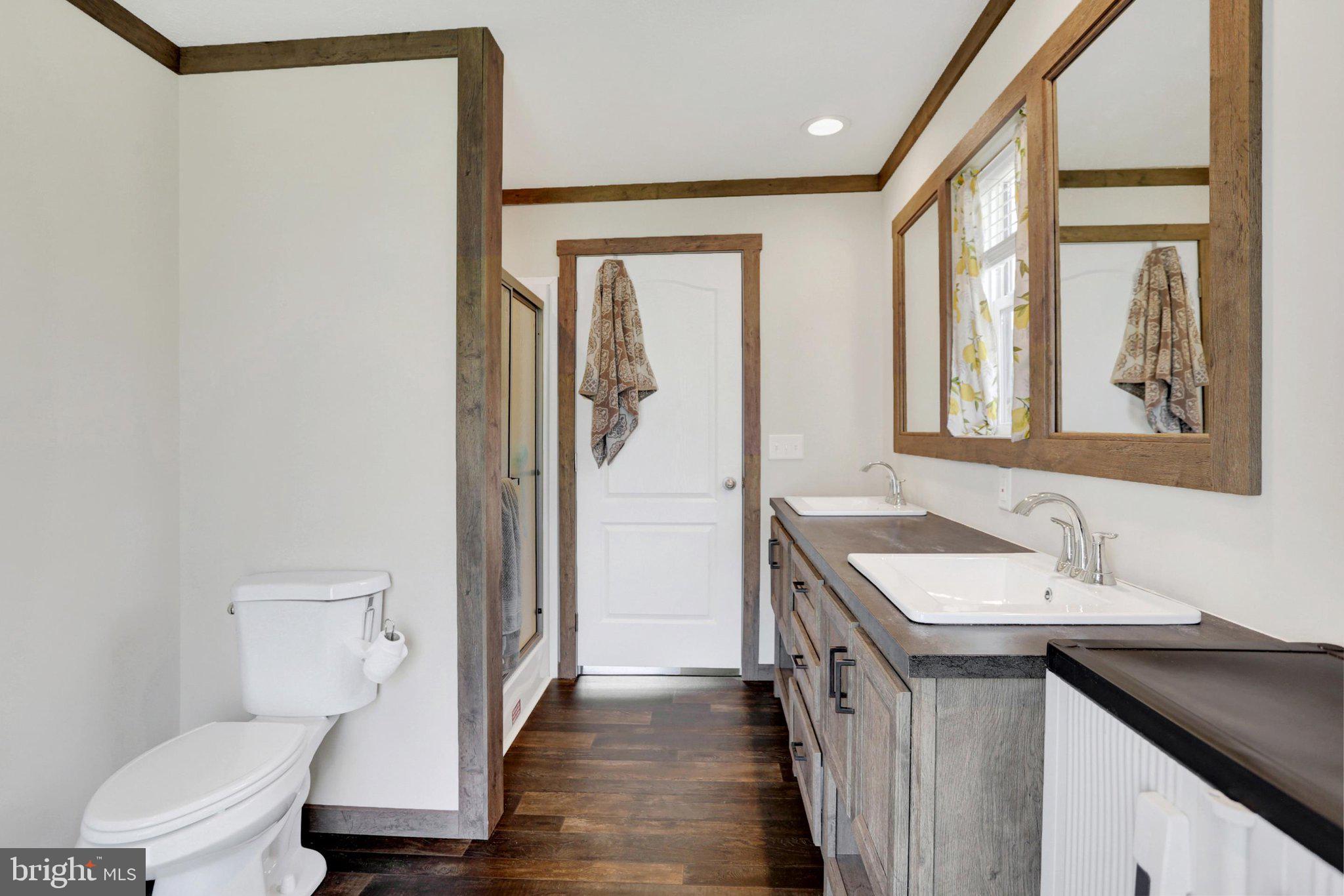 TALL OAK ESTATES - Residential