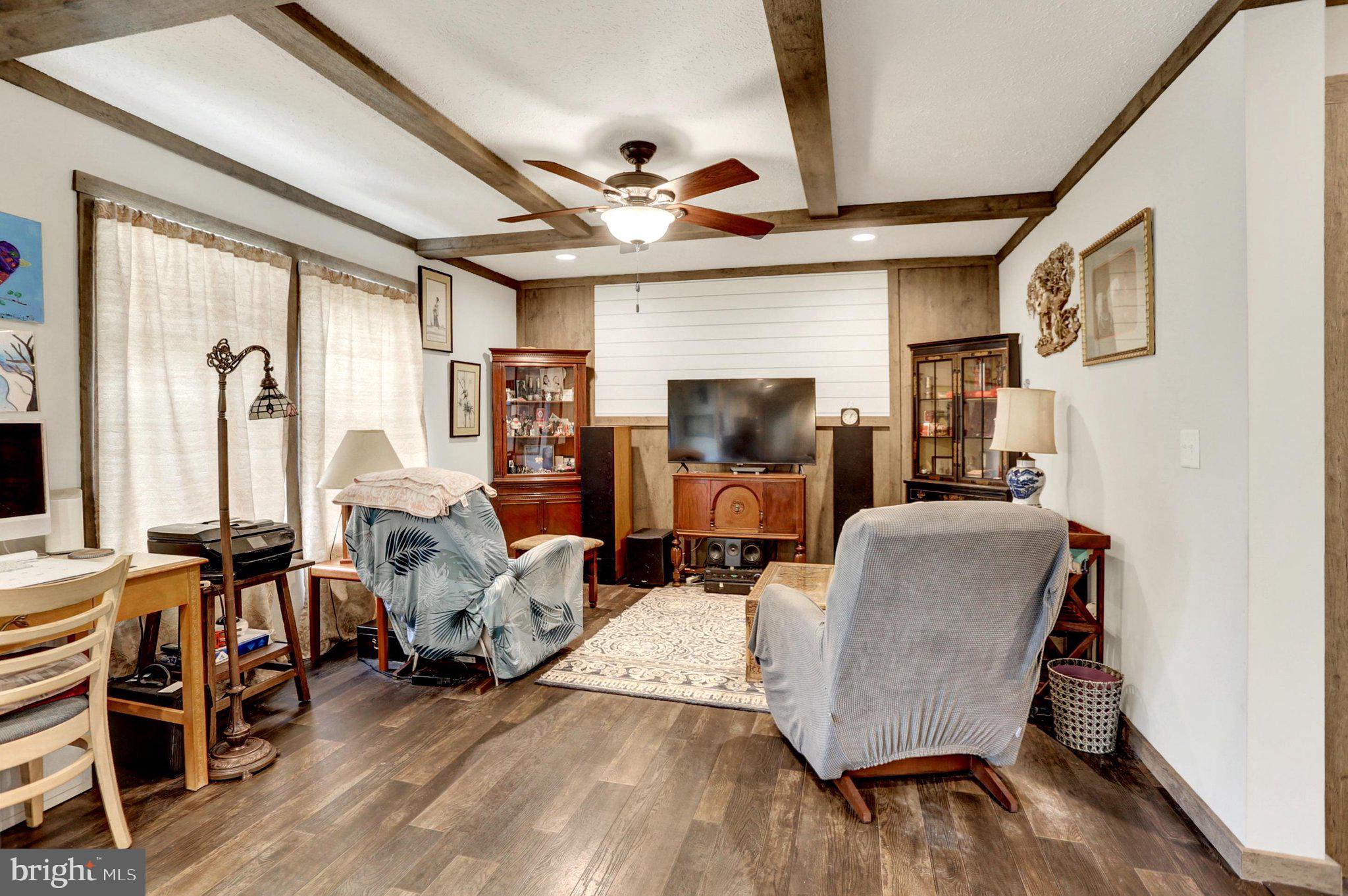 TALL OAK ESTATES - Residential