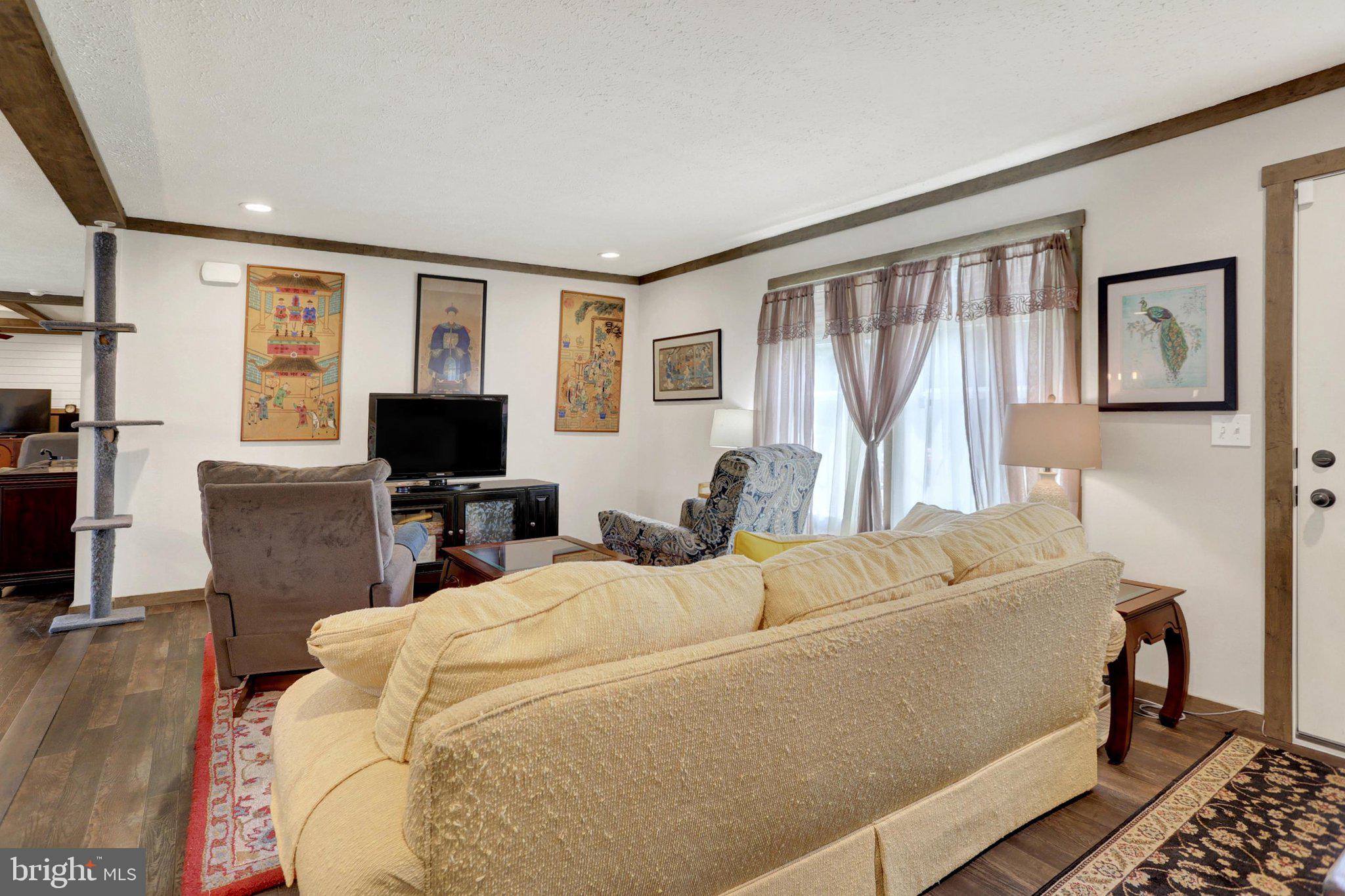 TALL OAK ESTATES - Residential