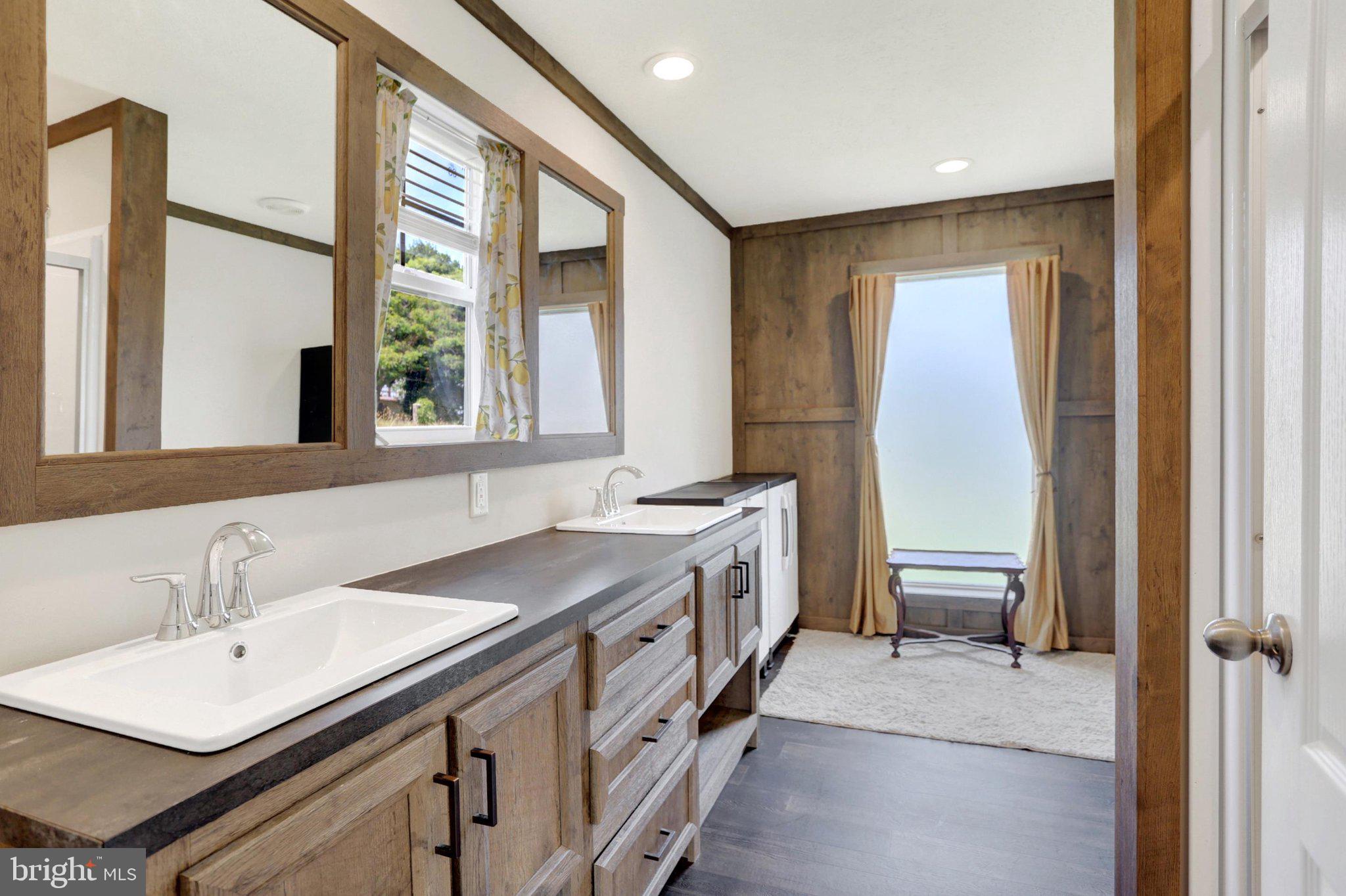 TALL OAK ESTATES - Residential
