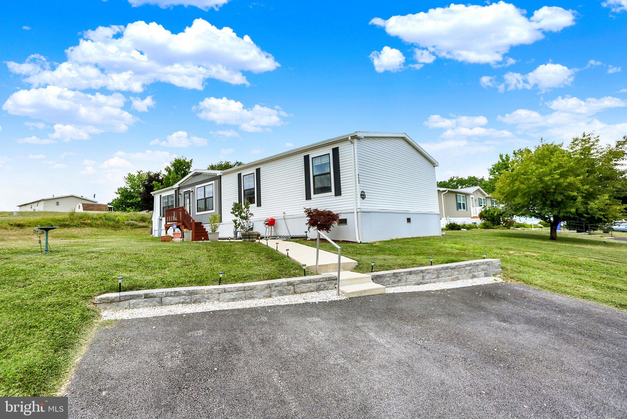TALL OAK ESTATES - Residential