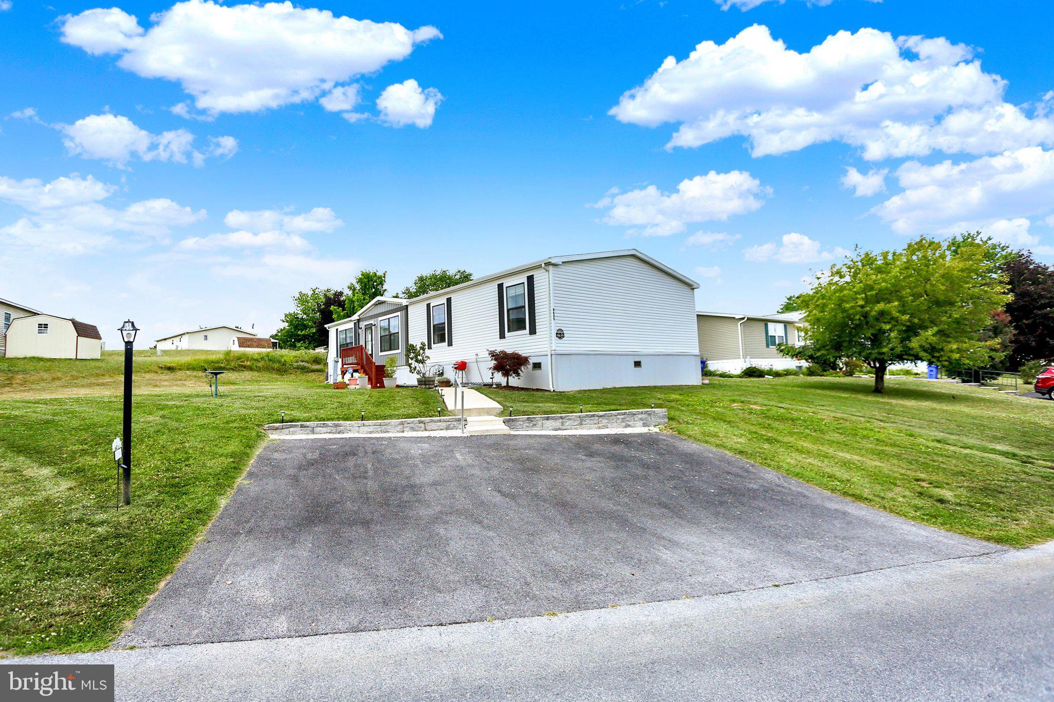 TALL OAK ESTATES - Residential