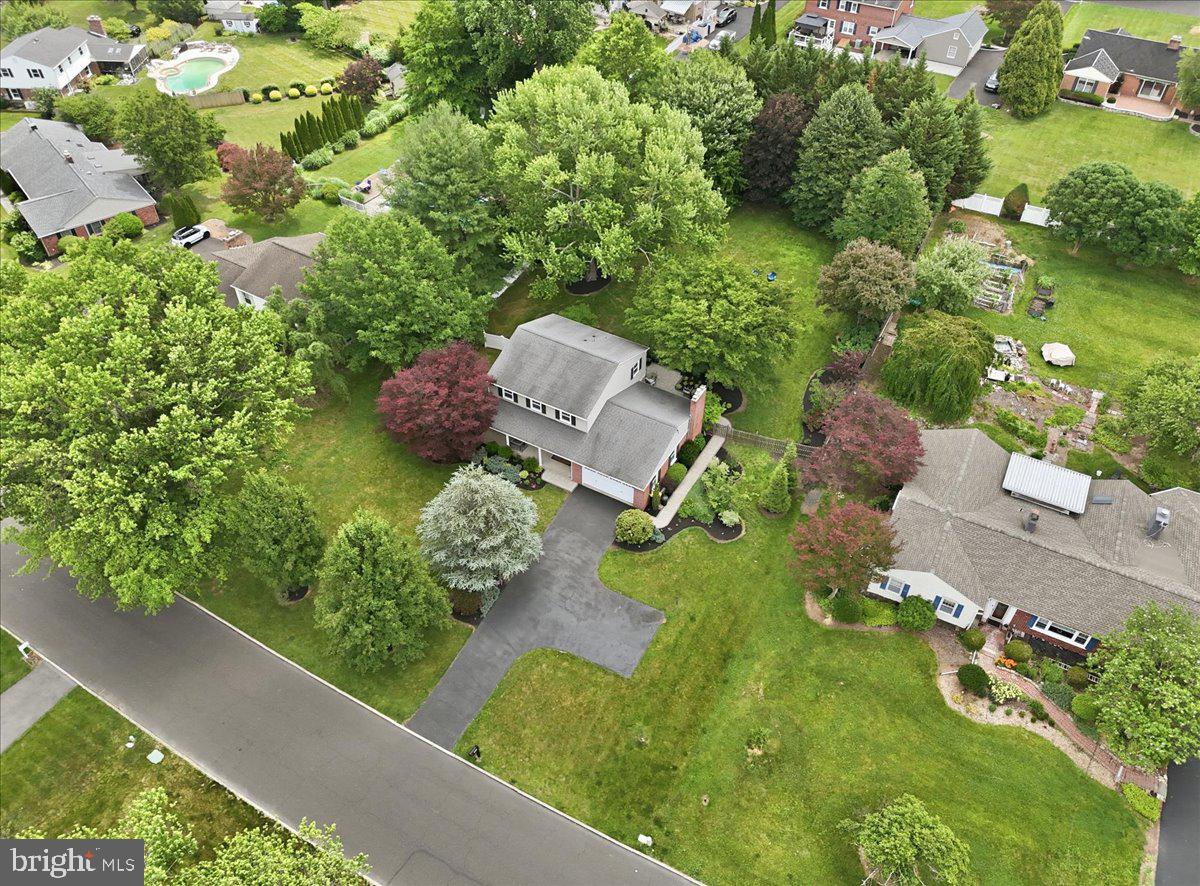 PENNWOOD GARDENS - Residential