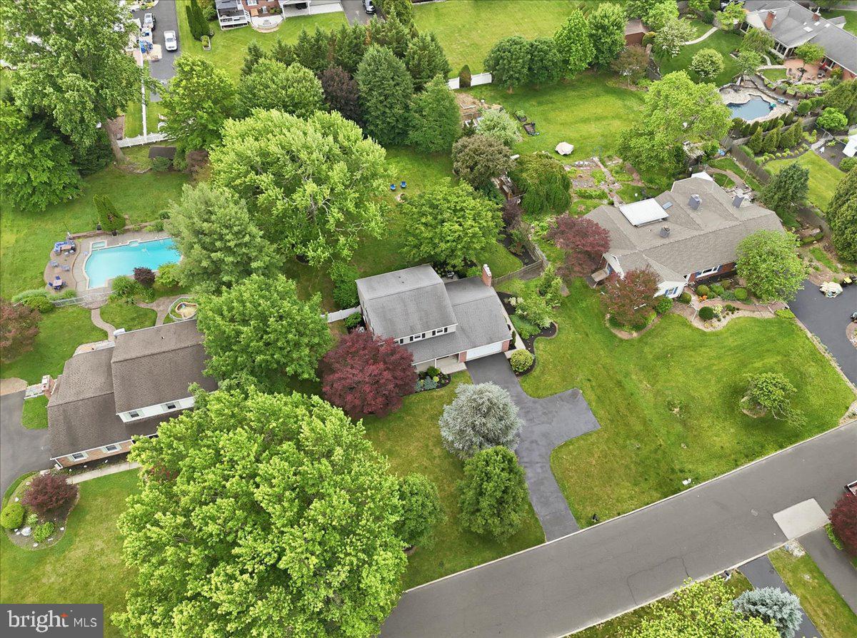PENNWOOD GARDENS - Residential