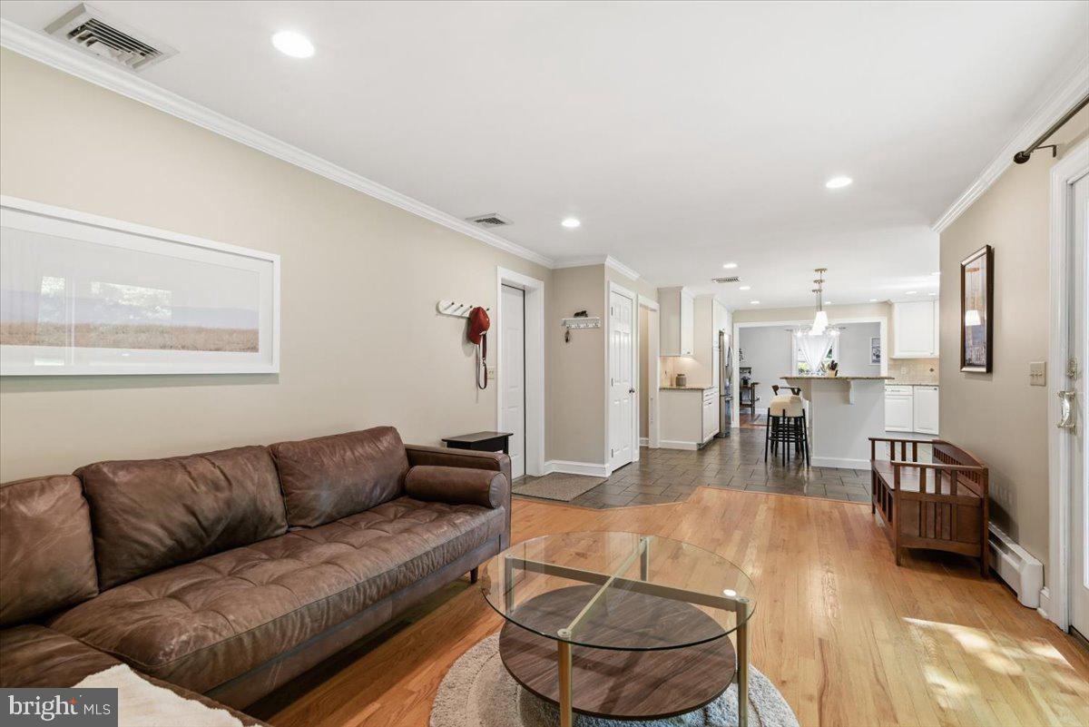 PENNWOOD GARDENS - Residential