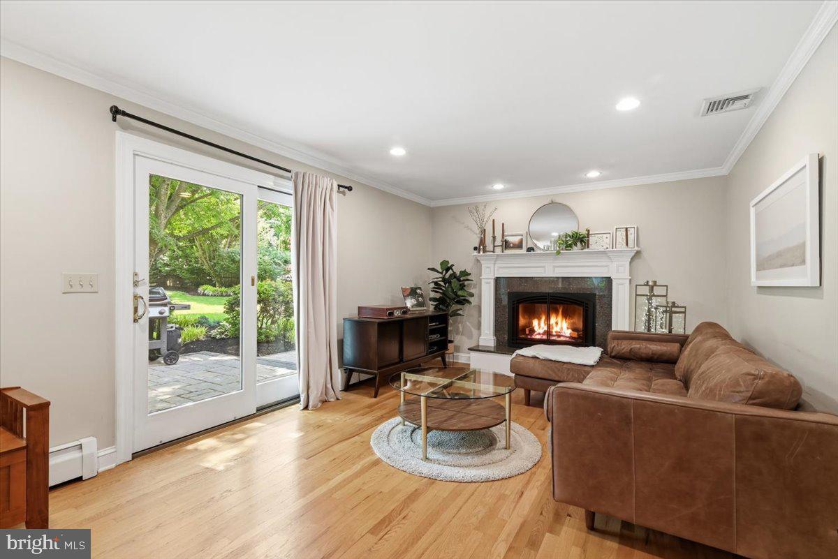 PENNWOOD GARDENS - Residential