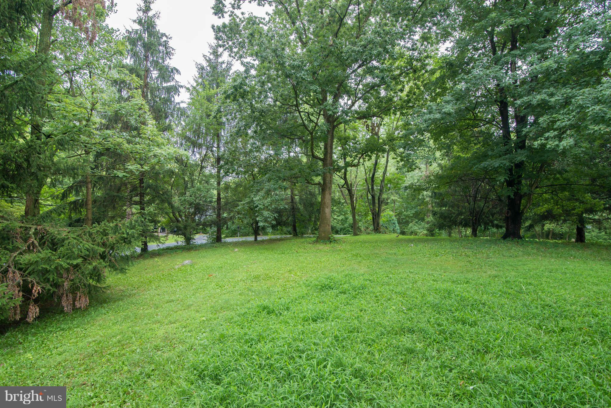 WOODBRIER MANOR - Residential