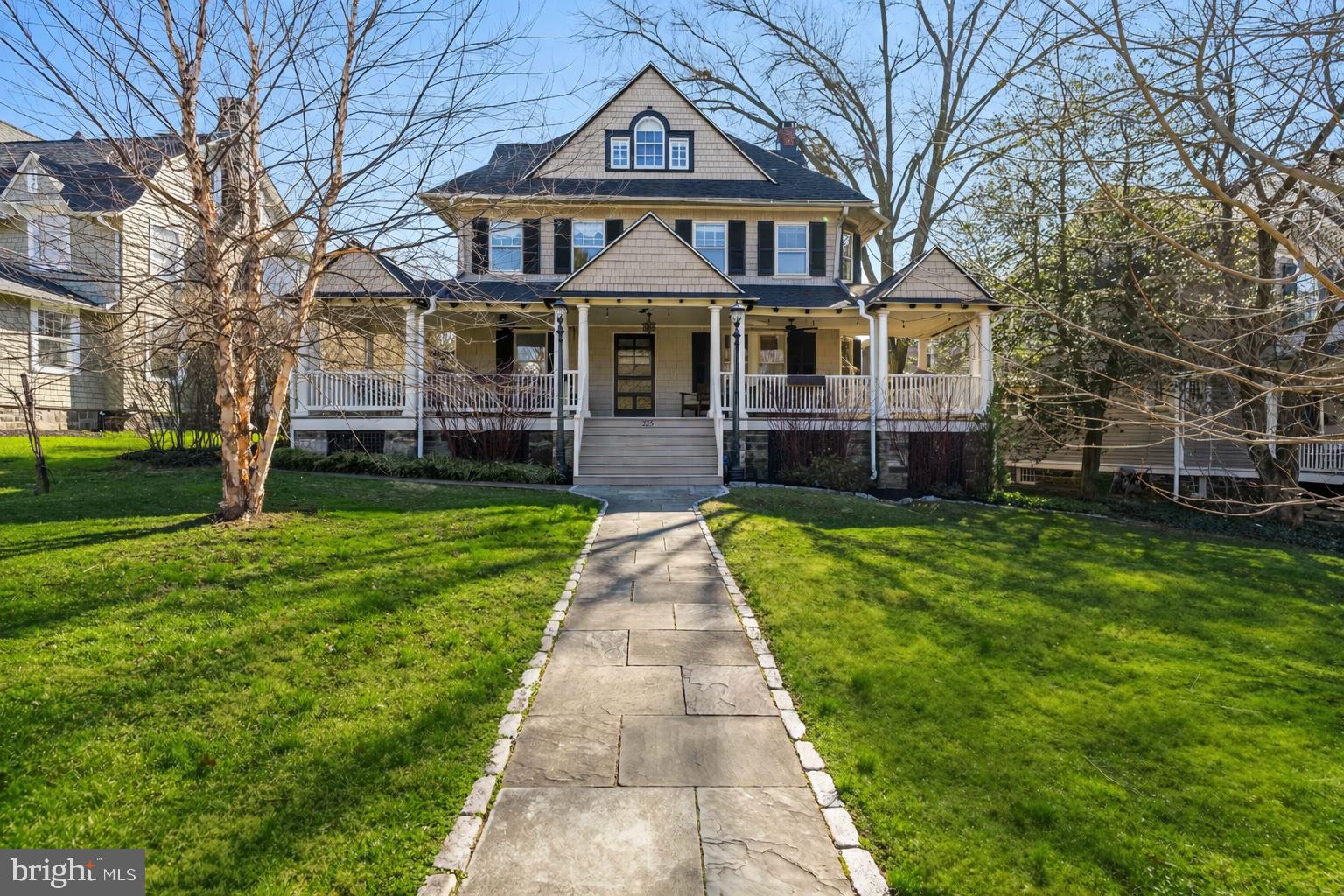 ROLAND PARK - Residential