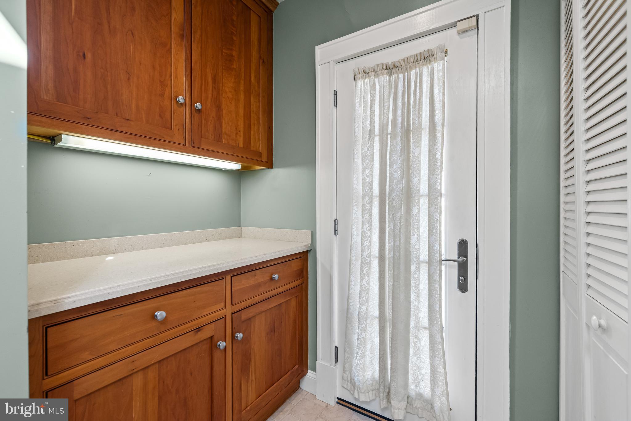 ROLAND PARK - Residential