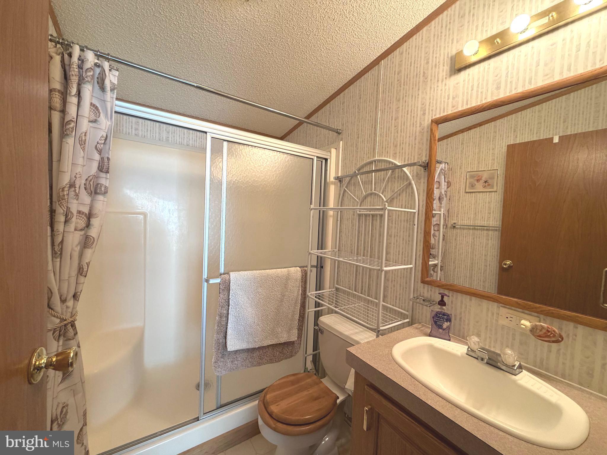 WHISPERING PINE MHP - Residential