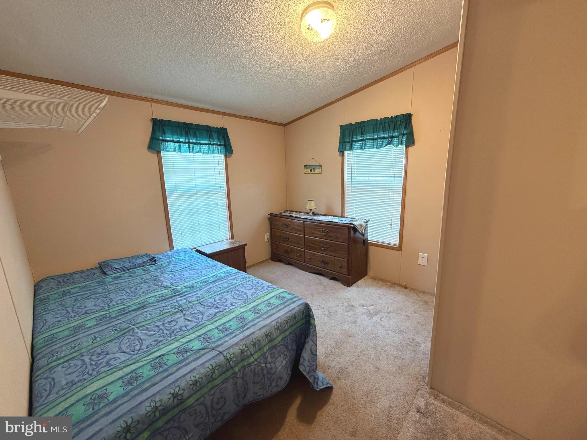 WHISPERING PINE MHP - Residential