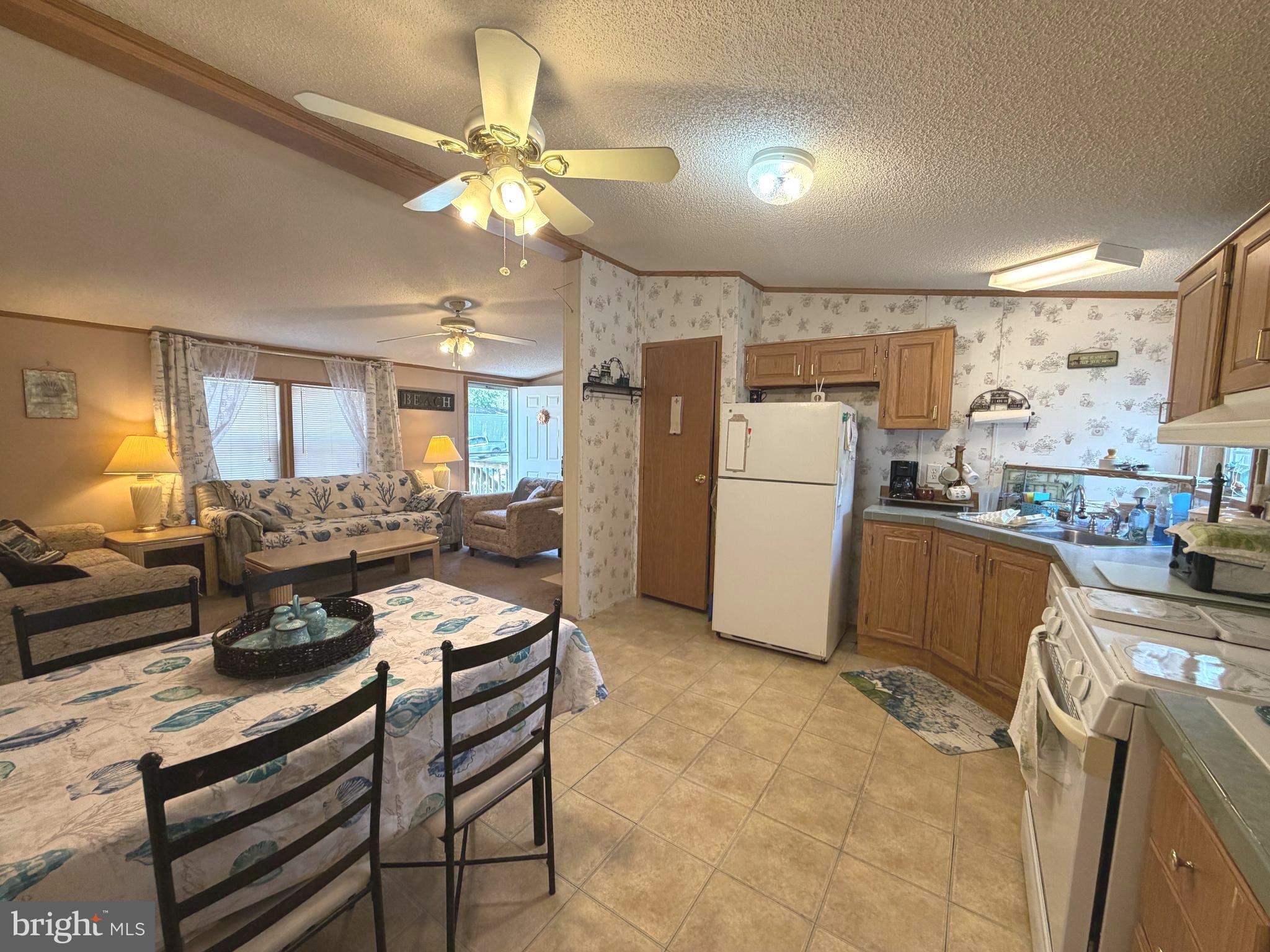 WHISPERING PINE MHP - Residential