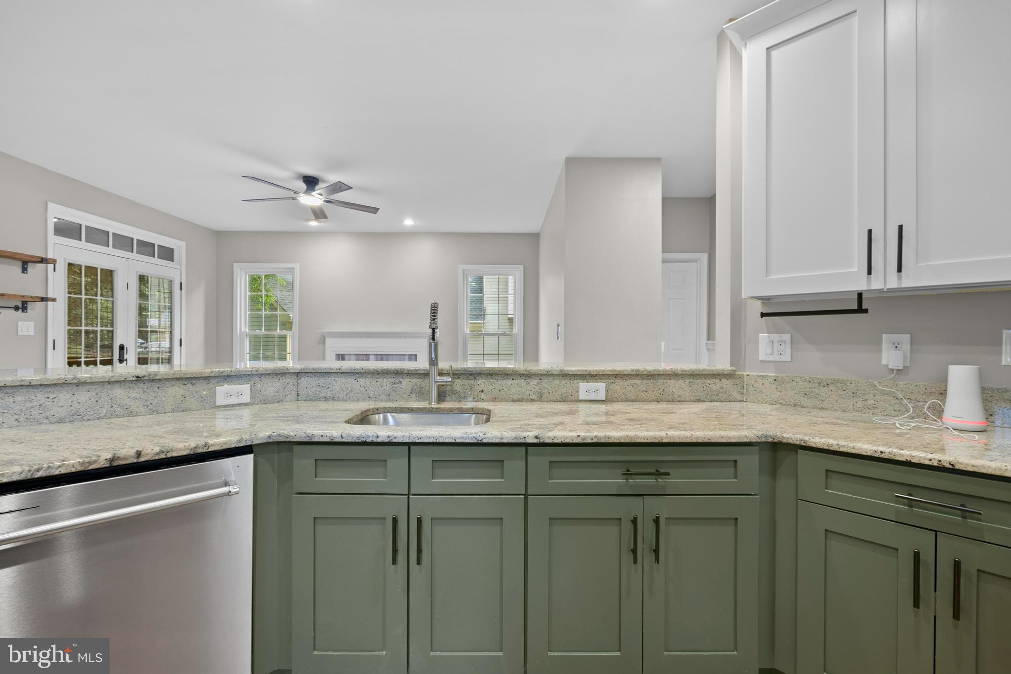 POTOMAC LAKES - Residential
