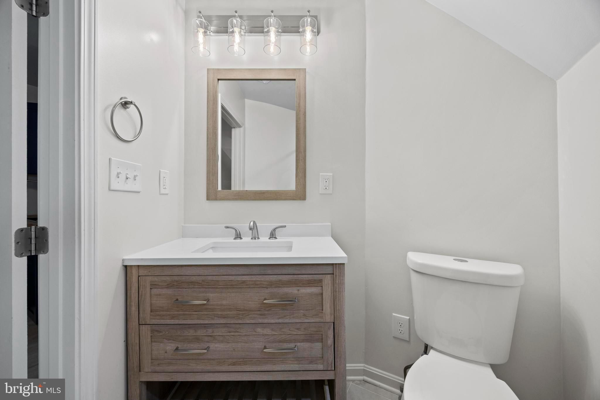POTOMAC LAKES - Residential