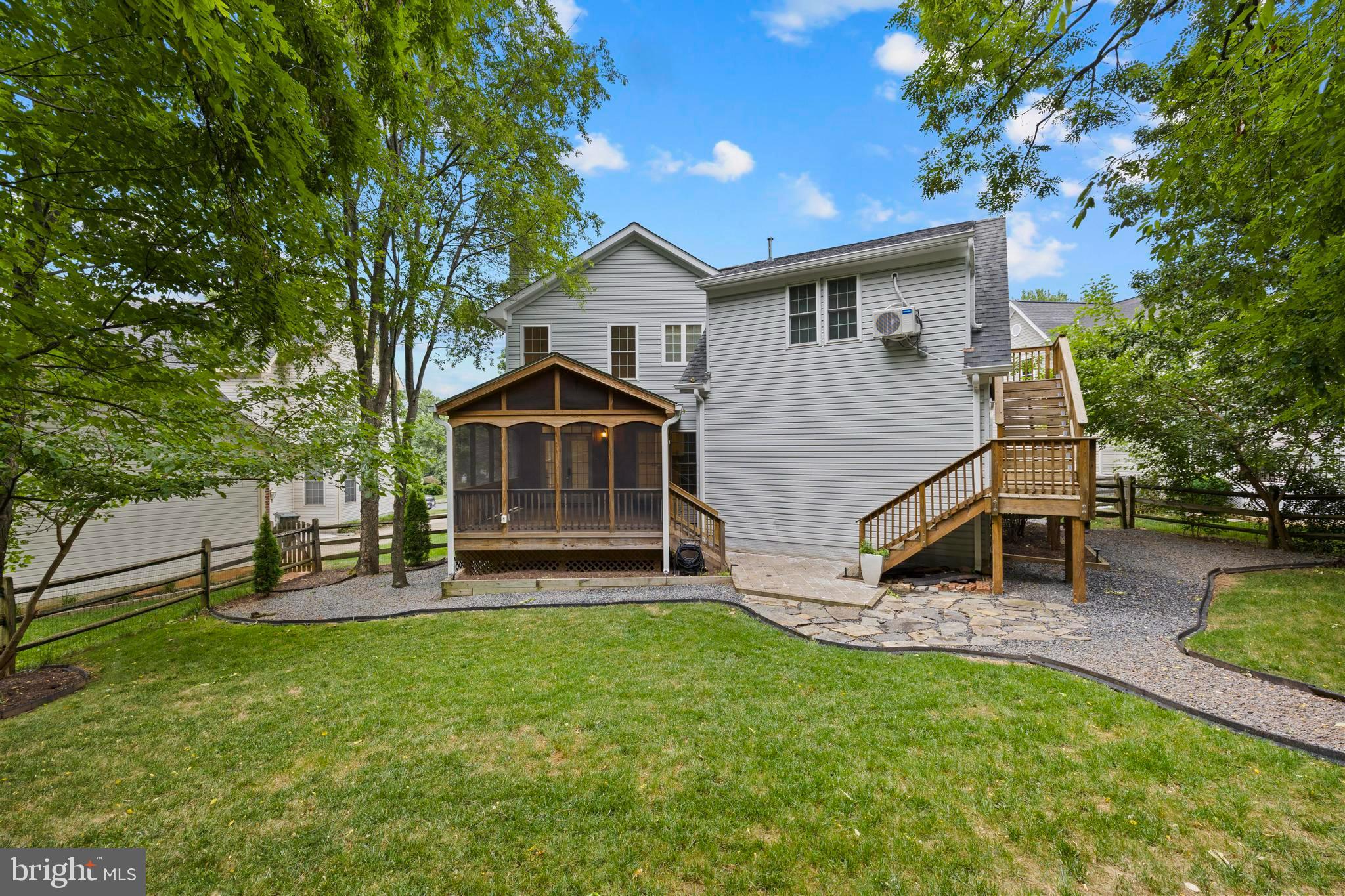 POTOMAC LAKES - Residential