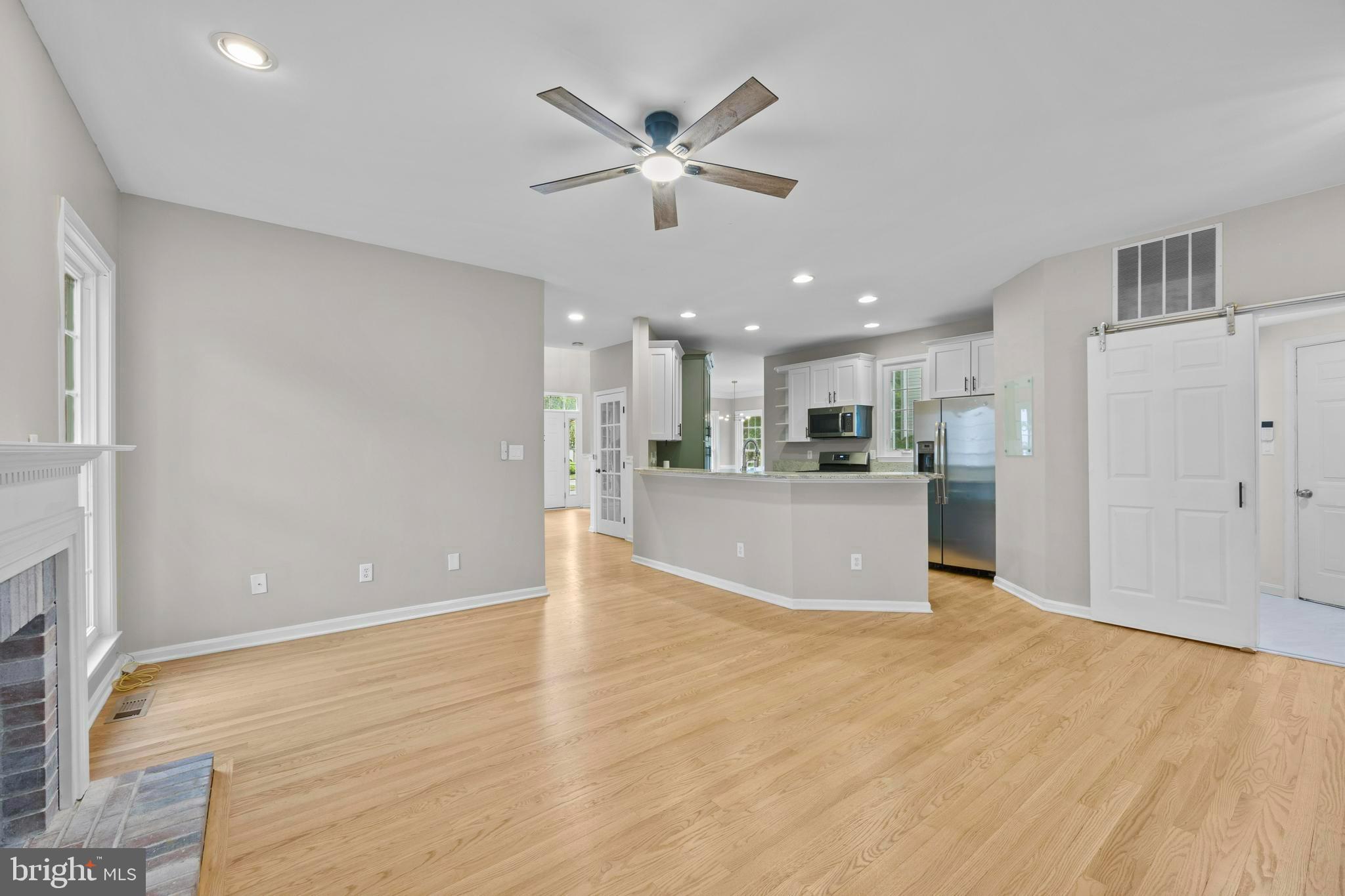 POTOMAC LAKES - Residential
