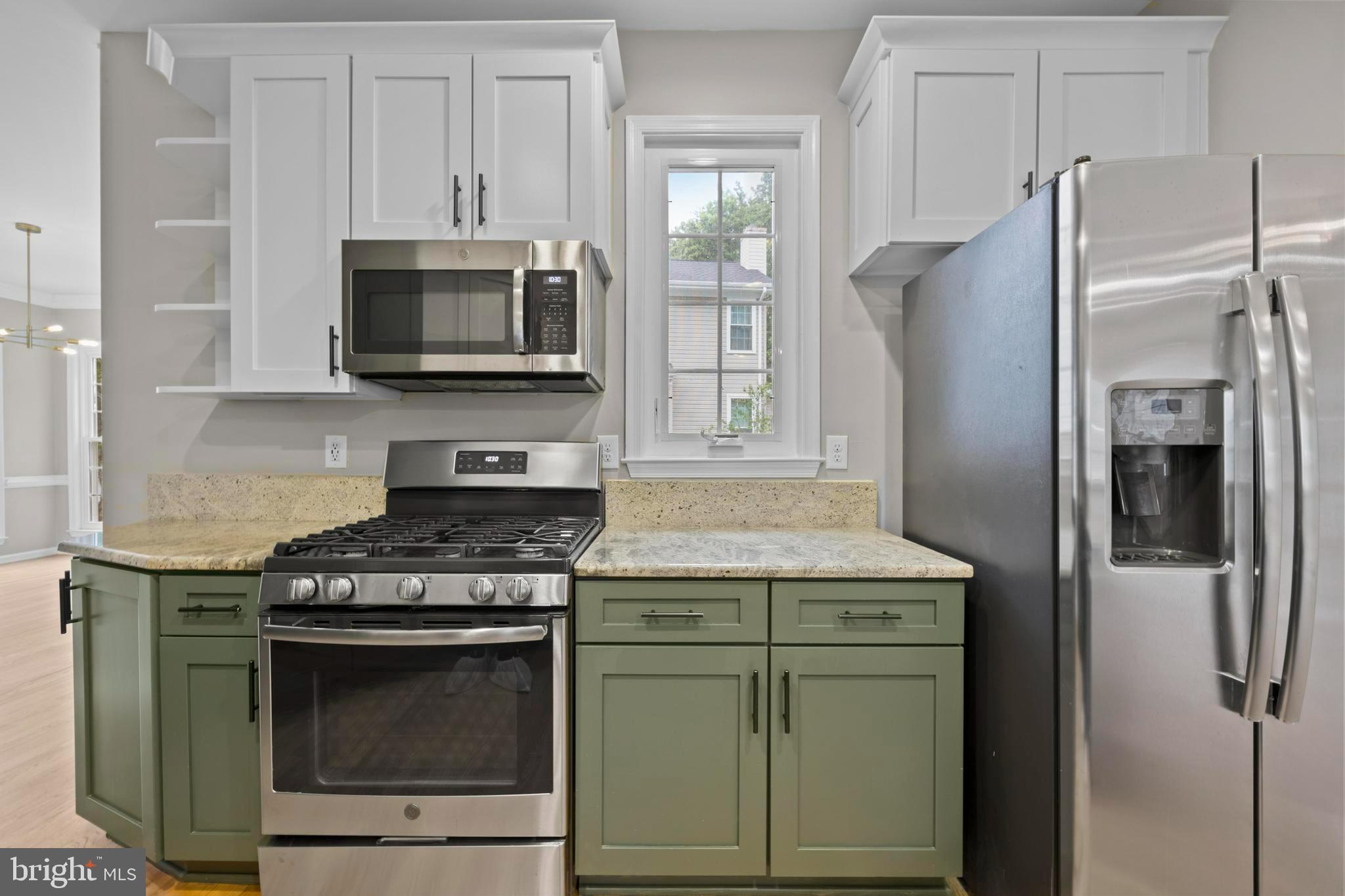 POTOMAC LAKES - Residential