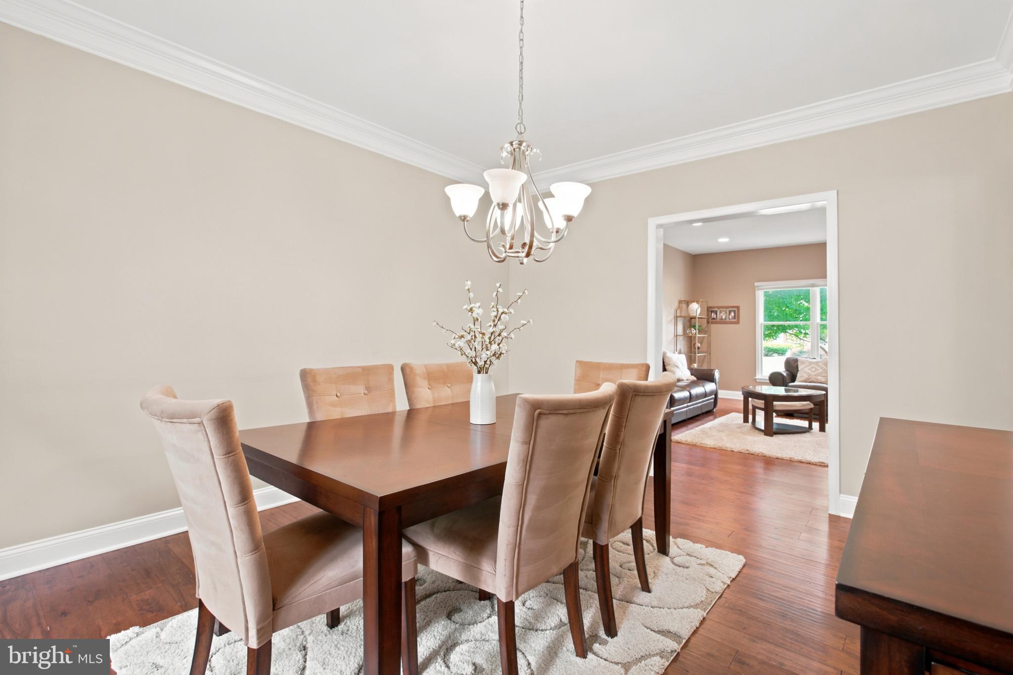 MEADOWBROOK - Residential