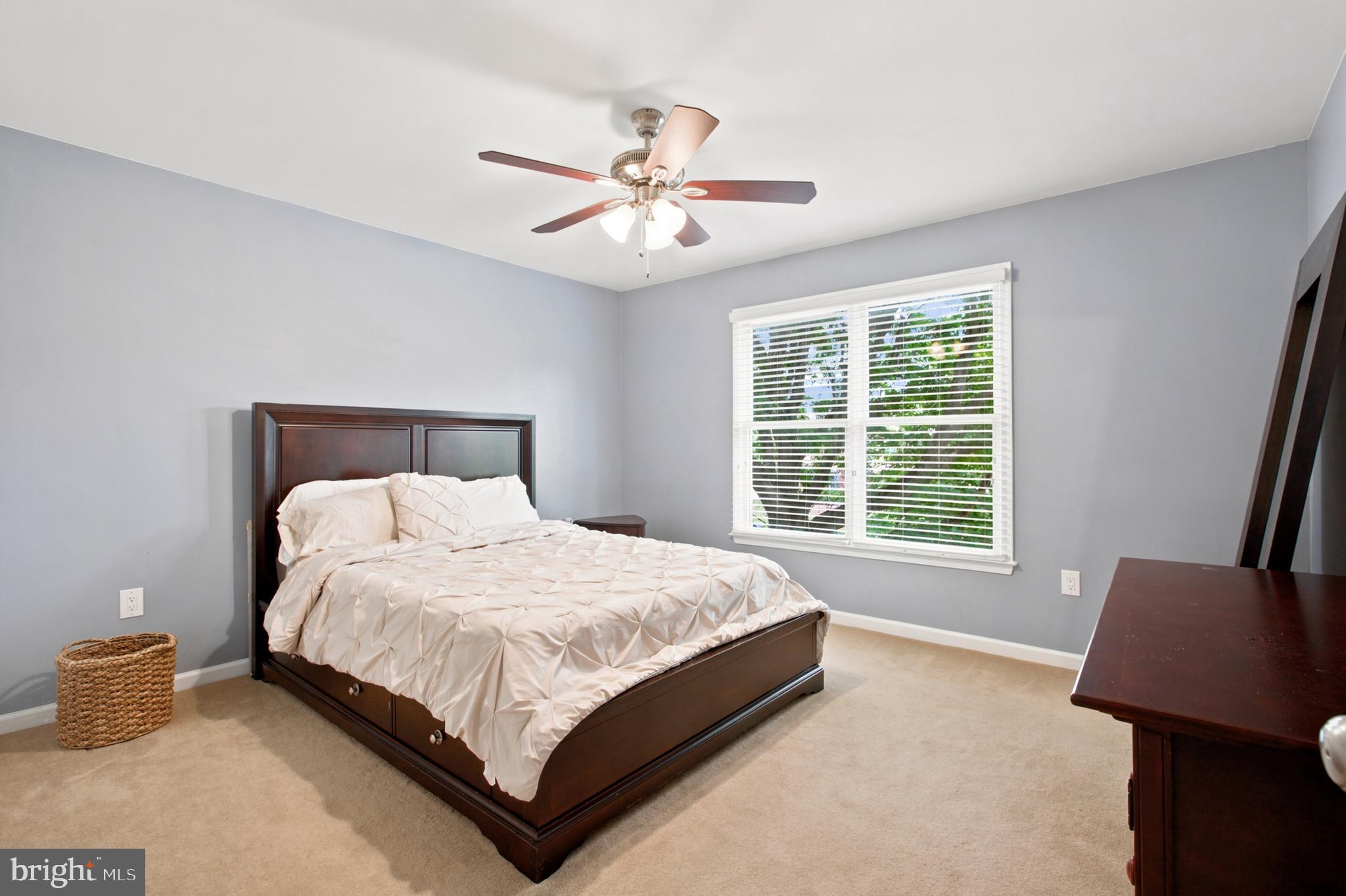 MEADOWBROOK - Residential